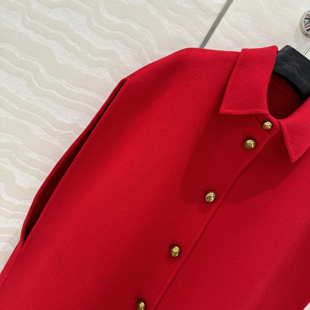 Exclusive French Retrogent Cloak Coat with Arc Shoulder Cutting Process, Handmade Quality - 图片 3