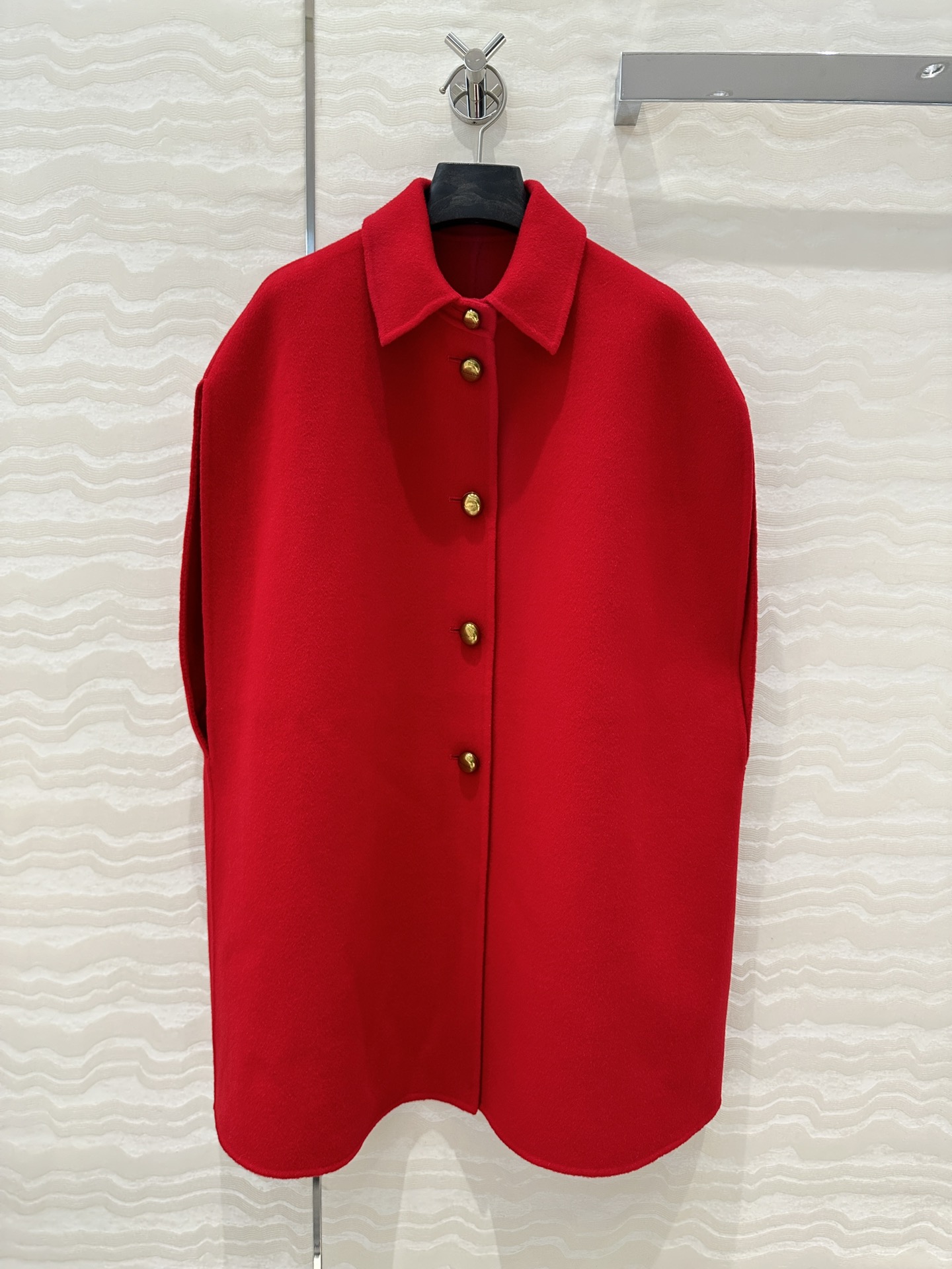 独家首发！原单品质！missD*秋冬新品！专柜爆款本季必入的一款双面呢斗篷大衣！法式复古风！纯手工制作工