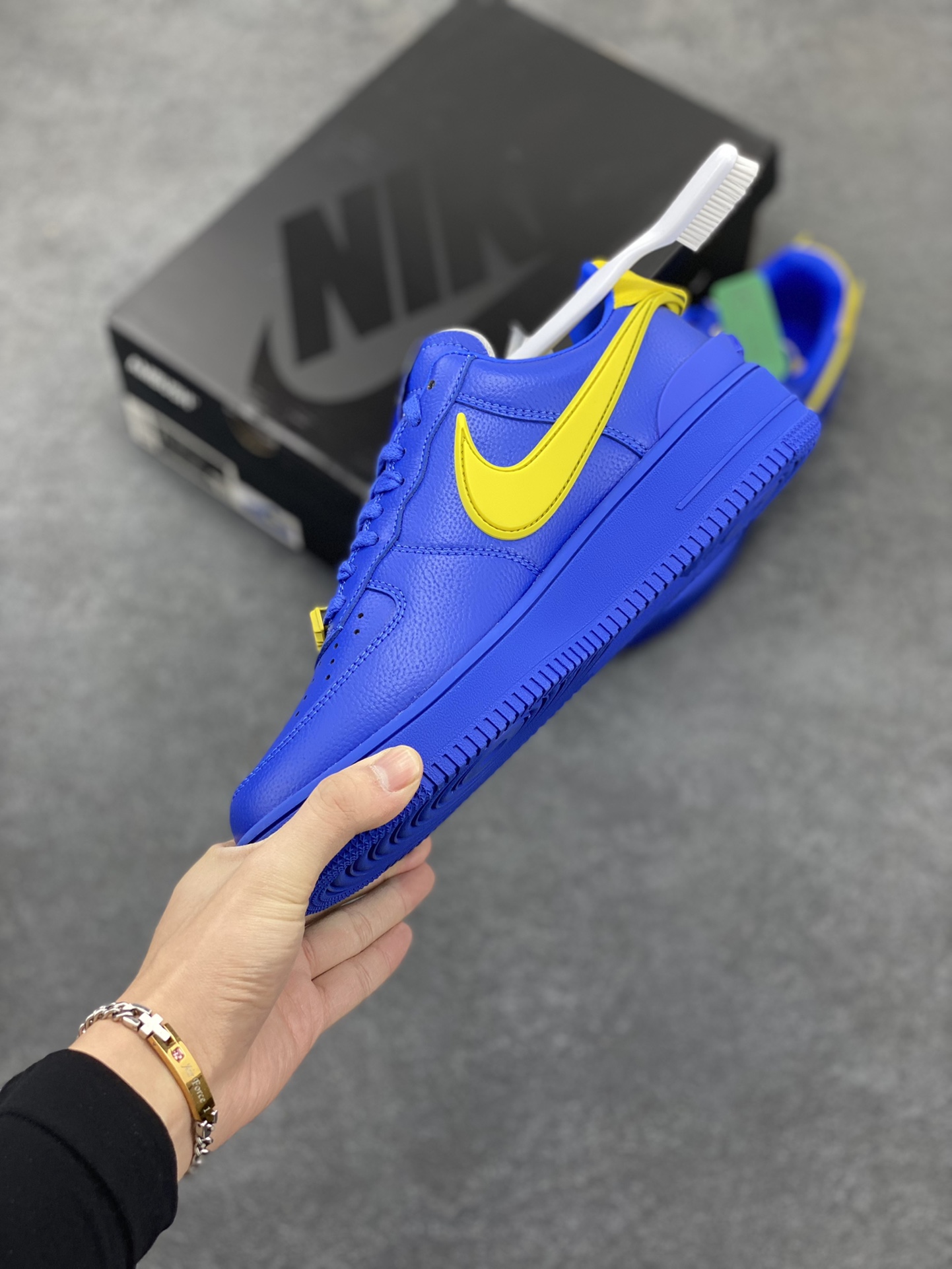 图片[3]-HY版本💯 韩裔美籍设计师Yoon Ahn主理时尚品牌AMBUSH x Nike Air Force 1 Low SP\”Phantom\”空军一号宽底版系列低帮百搭休闲运动板鞋“联名米白黑大钩” 原楦头原纸板 打造纯正空军版型 专注外贸渠道 全掌内置蜂窝气垫 原盒配件 原厂中底钢印、拉帮完美 货号：DV3464-400 尺码：35.5 36 36.5 37.5 38 38.5 39 40 40.5 41 42 42.5 43 44 44.5 45 46 47-选品中心