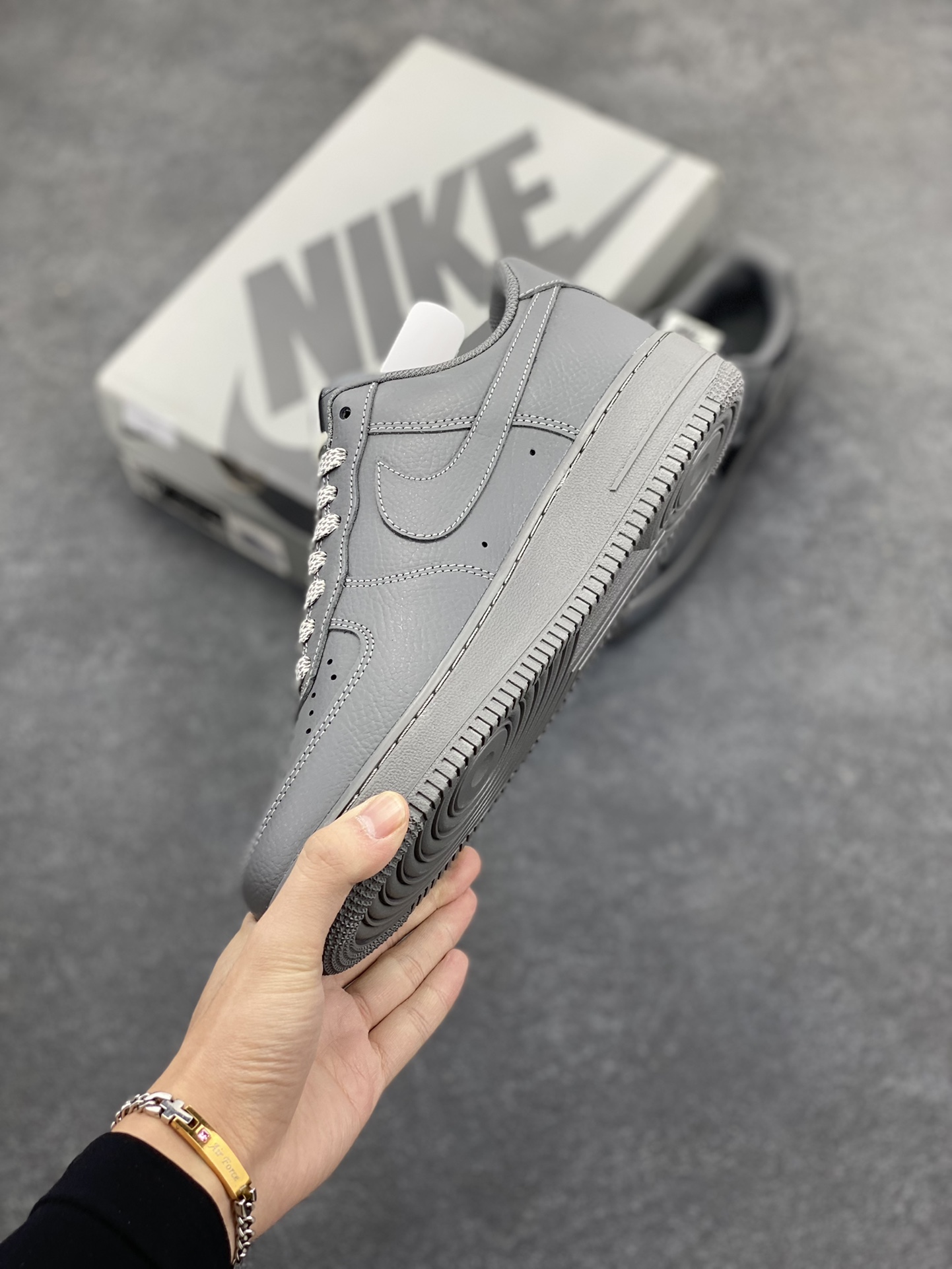 图片[3]-Nike Air Force 1 Low 07 x UNDEFEATED 断裂三钩深灰满天星 空军一号 低帮运动休闲板鞋 原楦头原纸板 打造纯正低帮空军版型 专注外贸渠道 全掌内置蜂窝气垫 原盒配件 原厂中底钢印、拉帮完美 货号：DZ6767-109 尺码：36 36.5 37.5 38 38.5 39 40 40.5 41 42 42.5 43 44 44.5 45-选品中心