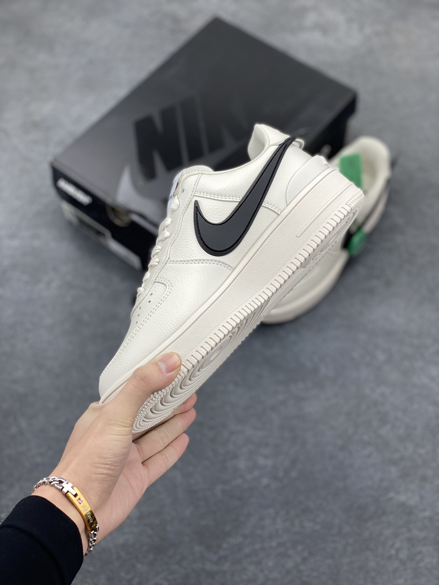 图片[3]-HY版本💯 韩裔美籍设计师Yoon Ahn主理时尚品牌AMBUSH x Nike Air Force 1 Low SP\”Phantom\”空军一号宽底版系列低帮百搭休闲运动板鞋“联名蓝黄大钩” 原楦头原纸板 打造纯正空军版型 专注外贸渠道 全掌内置蜂窝气垫 原盒配件 原厂中底钢印、拉帮完美 货号：DV3464-400 尺码：35.5 36 36.5 37.5 38 38.5 39 40 40.5 41 42 42.5 43 44 44.5 45 46 47-选品中心