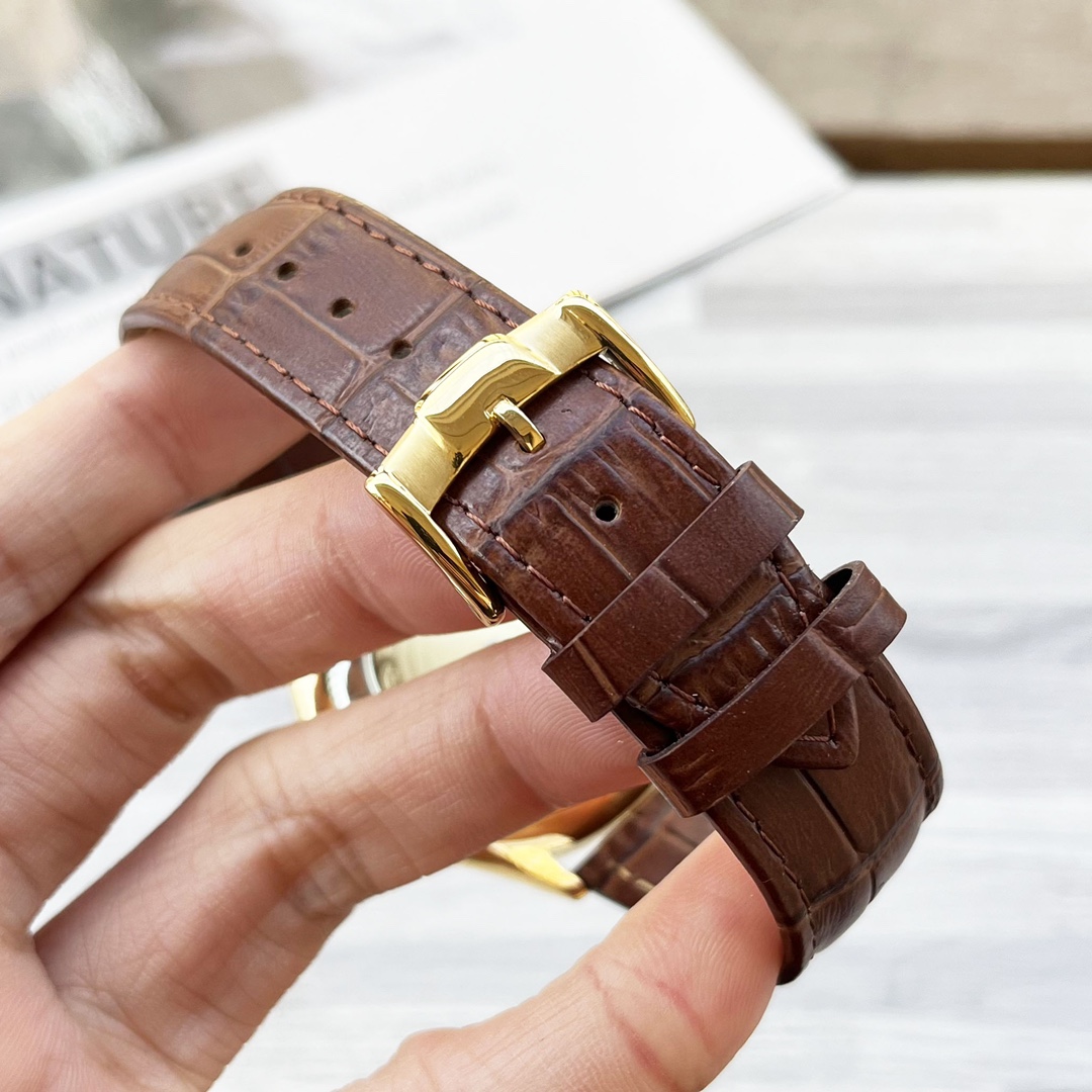 Luxury White Gill 1197 Gold Steel Belt Watch with Sapphire Face. - 图片 9
