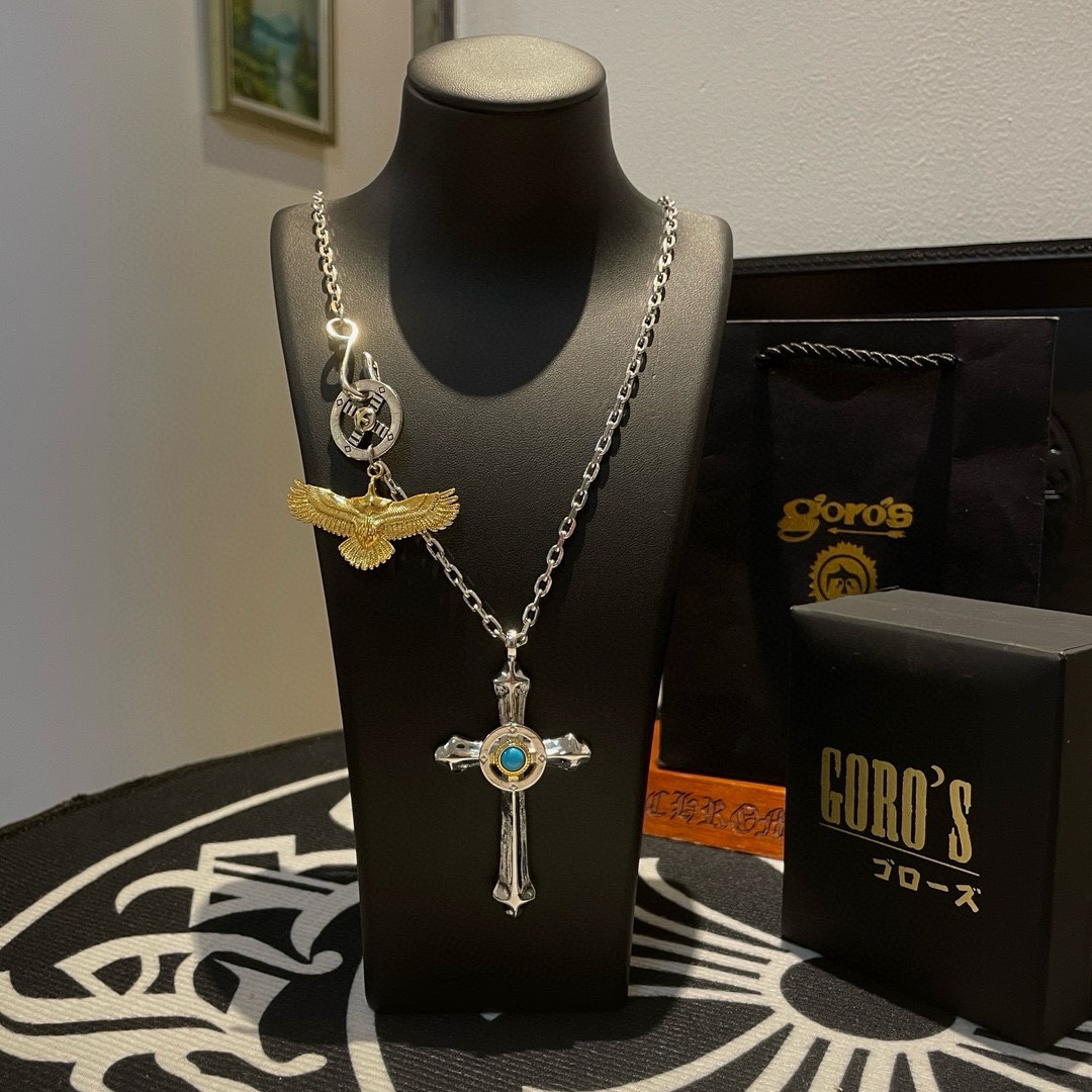 NO:108608,[New Products are on the Shelves] Goro’s Takahashi Goro Matsushi Cross Pendant, Classic Takahashi Necklace Top Version, Accepted Exclusive Shot, Mainly Attack on the High-end Market, Absolutely Different from the Ordinary Version!  The details of the picture product are consistent with ZP!  Original production process, precision quality, purely handmade, authentic model opening, fashion essentials, both men and women can wear, same couple style, rock punk silver style, retro elements, trendy and versatile, same style on the official website, fine jewelry, necklace19860909【新品上架】Goro’s高桥吾郎松石十字架吊坠,经典高桥项链 顶级版本 认准独家拍摄 主攻高端市场 绝对区别普通版本！图片产品细节与ZP一致！原版制作工艺 精工品质 纯手工打造 ～正品开模潮流时尚必备 男女均可佩戴 情侣款同款 摇滚朋克泰银风格 复古元素 潮流百搭 官网同款,饰品精品,necklace,Jewelry