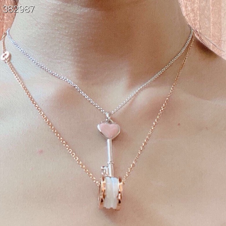 Tiffany & Co. 配图片防伪标签 火爆 最新 蒂芙尼tiff 滴油 桃心 钥匙项链 高端定制 925纯银 滴油