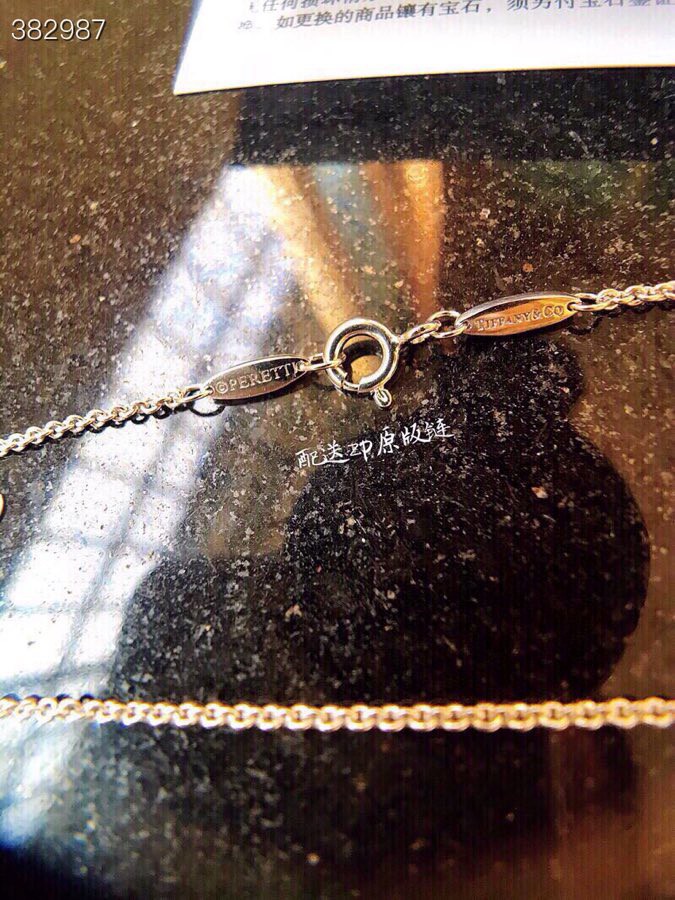 Tiffany & Co. 配图片防伪标签 火爆 最新 蒂芙尼tiff 滴油 桃心 钥匙项链 高端定制 925纯银 滴油