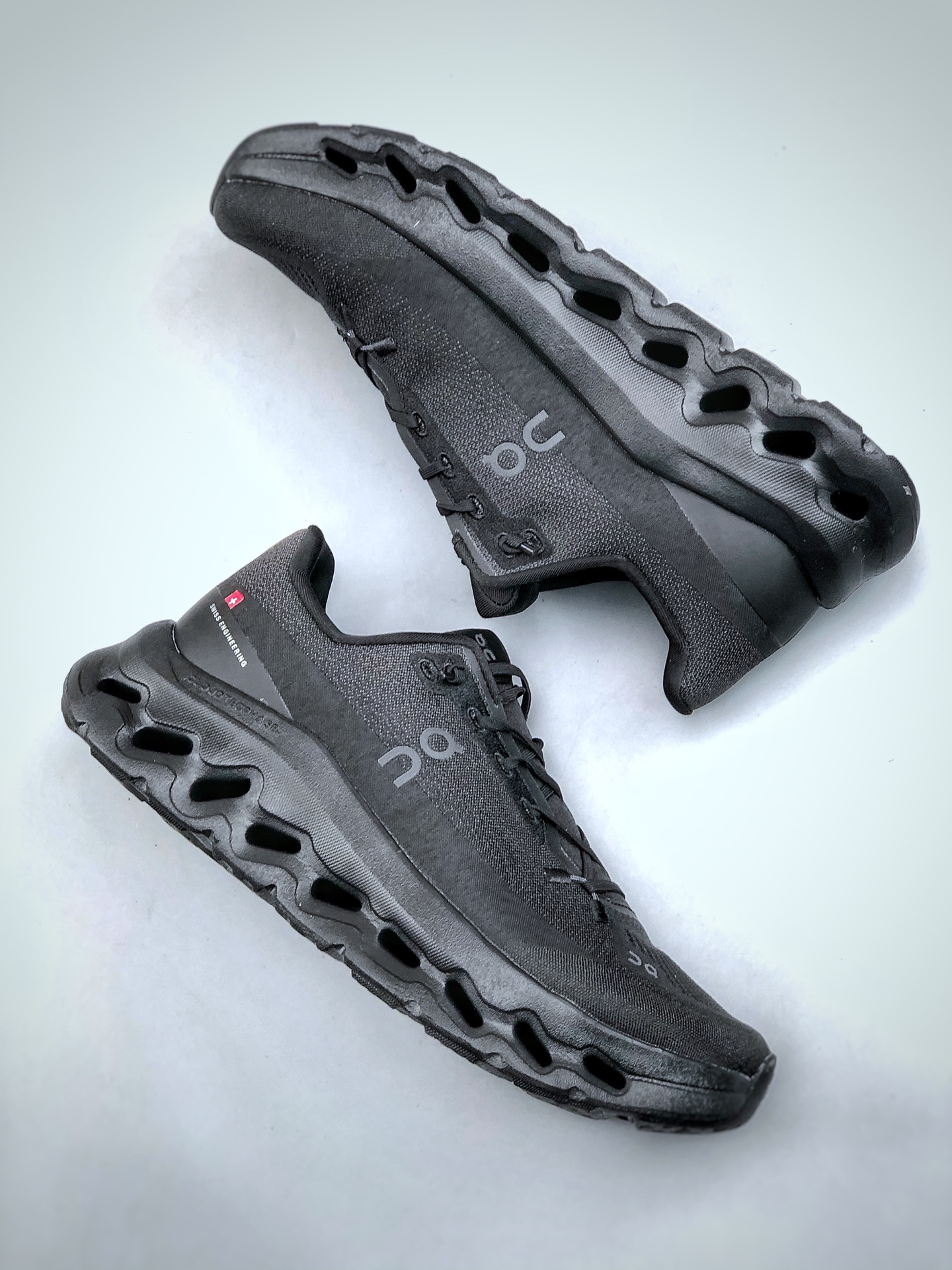 Local store BOn the Cloudtilt outdoor lightweight, low cut, and - Shoe 9
