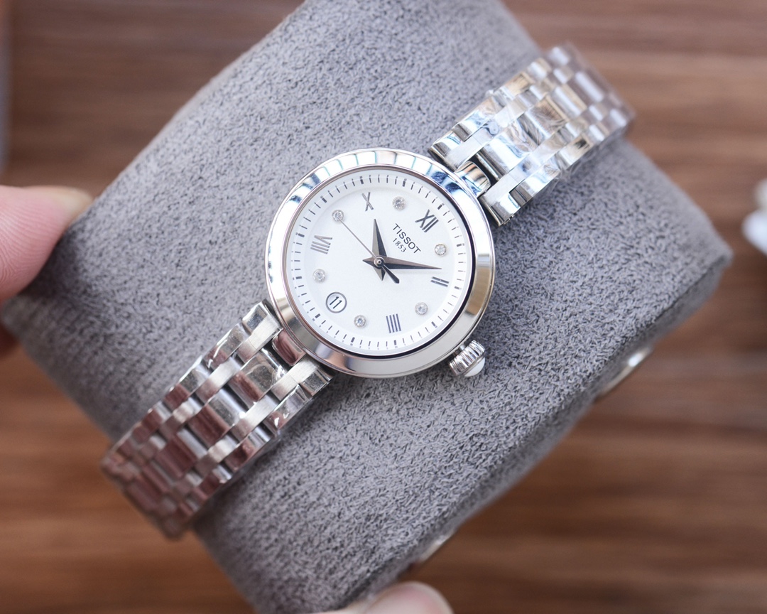 “Ms. TISSOT’s Classic White Gold Drill Wristwatch with Sapphire Mirror” - 图片 5