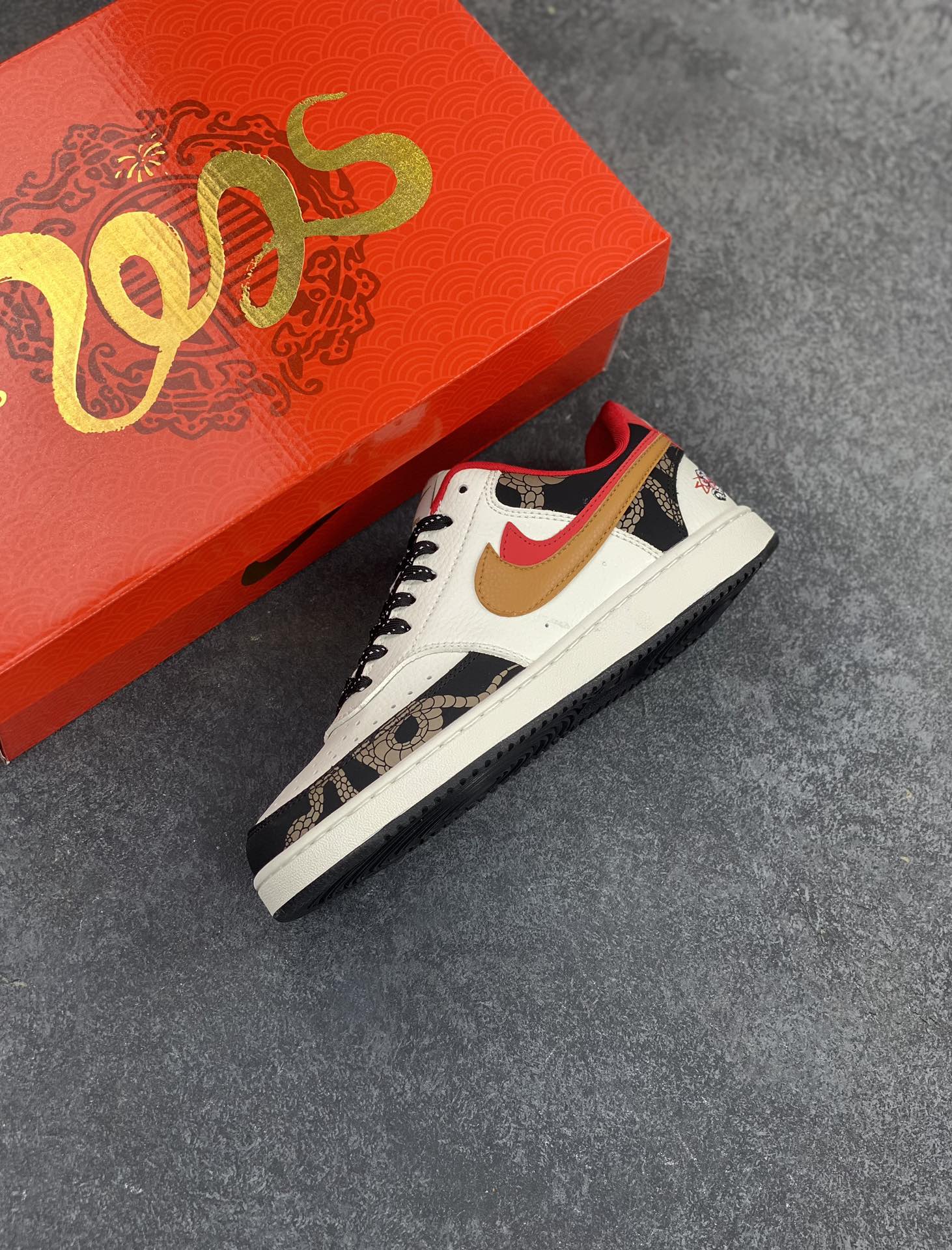 图片[8]-海外爆款 ZP订单 NIKE EBERNON Low prm 小空军低帮百搭透气休闲运动板鞋 独家头层版本 原数据独家私模大底 纯正版型 清洁度完美 货号：FD5188-128 尺码：36 36.5 37.5 38 38.5 39 40 40.5 41 42 42.5 43 44 44.5 45-选品中心