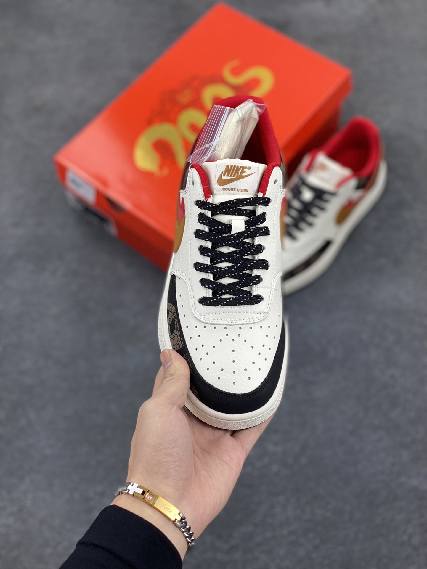 图片[2]-海外爆款 ZP订单 NIKE EBERNON Low prm 小空军低帮百搭透气休闲运动板鞋 独家头层版本 原数据独家私模大底 纯正版型 清洁度完美 货号：FD5188-128 尺码：36 36.5 37.5 38 38.5 39 40 40.5 41 42 42.5 43 44 44.5 45-选品中心