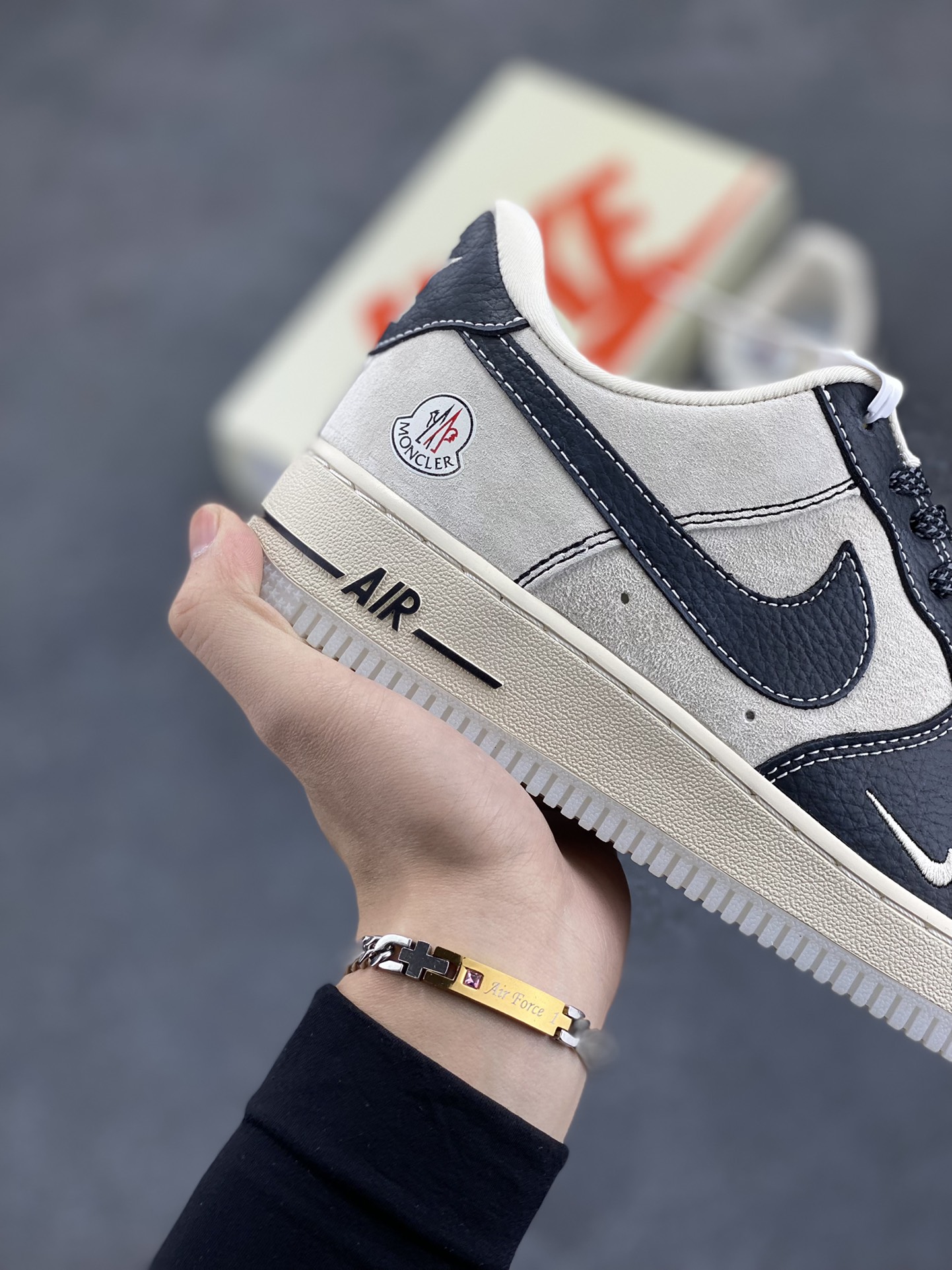 图片[6]-NIke Air Force 1 \’07 Low “蒙口联名–黑荔纹猪八”空军一号 低帮 运动鞋 休闲鞋 折边针车 工艺难度大 原楦头原纸板 原装鞋盒 定制五金配件 内置全掌气垫 原厂鞋底 货号：CH6336-514 尺码：36 36.5 37.5 38 38.5 39 40 40.5 41 42 42.5 43 44 44.5 45-选品中心