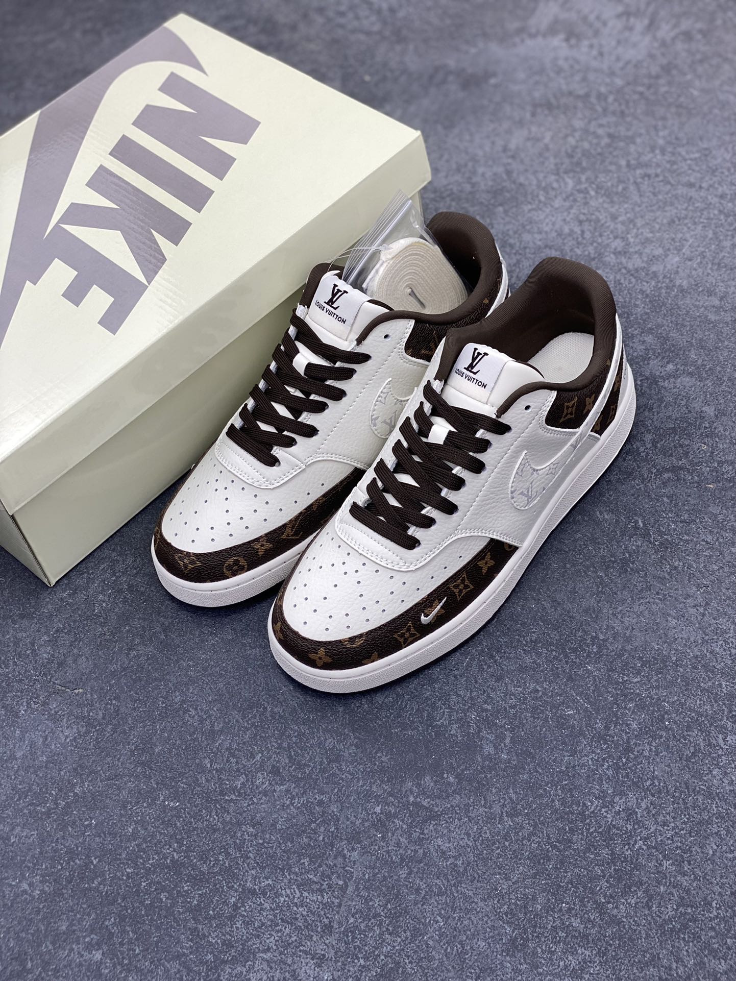 图片[8]-海外爆款 ZP订单 NIKE EBERNON Low prm 小空军低帮百搭透气休闲运动板鞋 独家头层版本 原数据独家私模大底 纯正版型 清洁度完美 货号：FD5188-120 尺码：36 36.5 37.5 38 38.5 39 40 40.5 41 42 42.5 43 44 44.5 45-选品中心