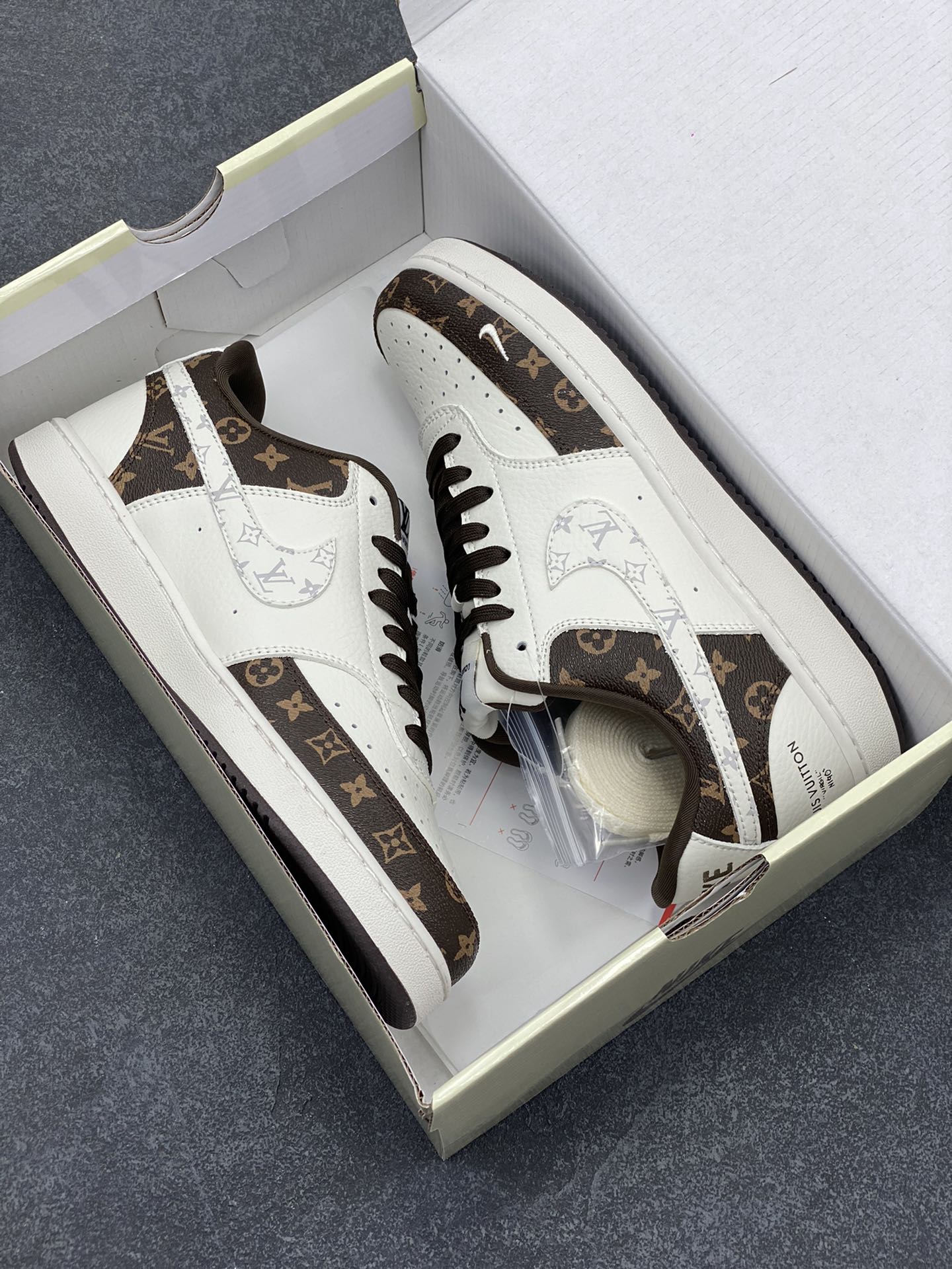 图片[9]-海外爆款 ZP订单 NIKE EBERNON Low prm 小空军低帮百搭透气休闲运动板鞋 独家头层版本 原数据独家私模大底 纯正版型 清洁度完美 货号：FD5188-120 尺码：36 36.5 37.5 38 38.5 39 40 40.5 41 42 42.5 43 44 44.5 45-选品中心