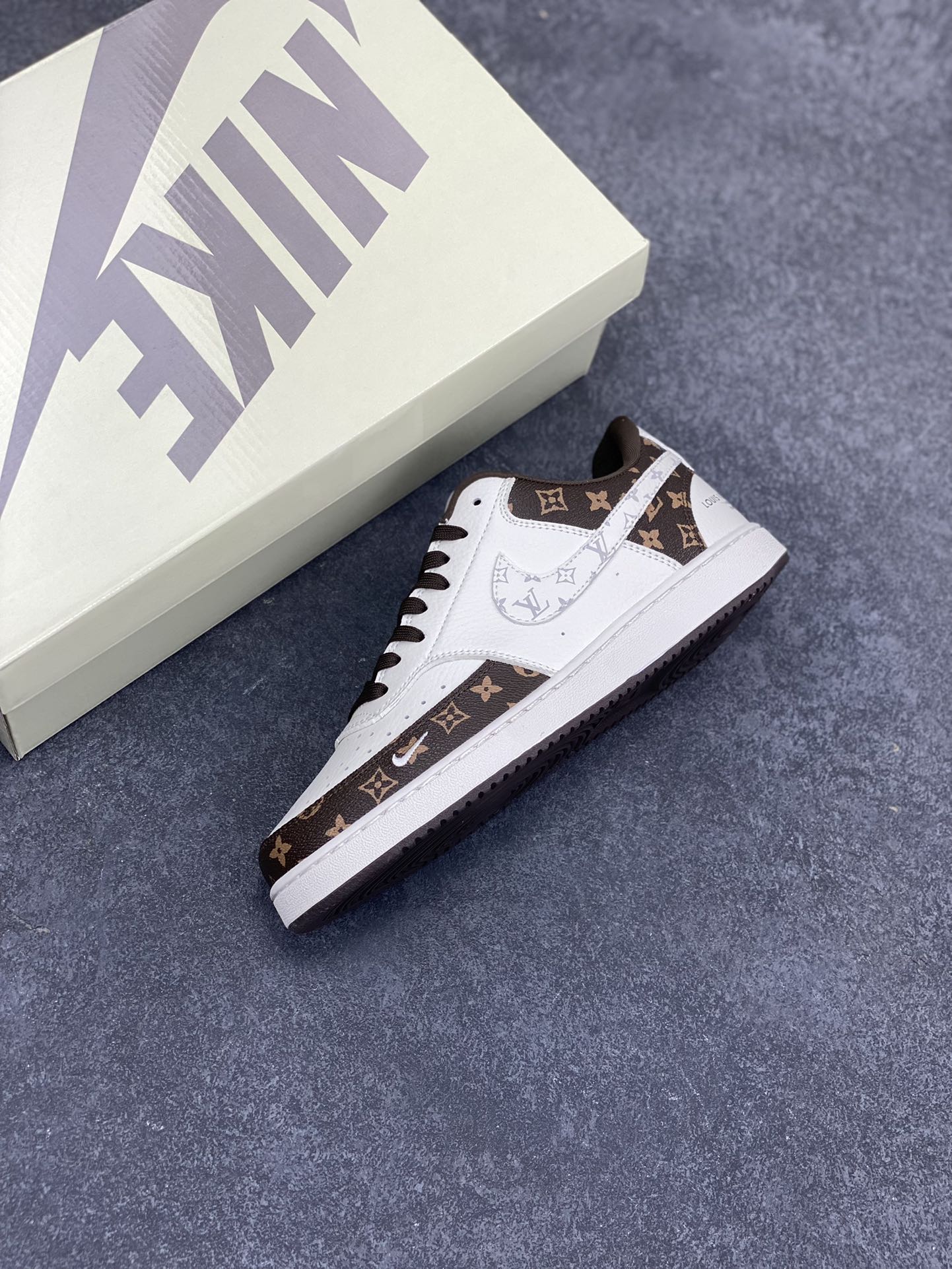 图片[7]-海外爆款 ZP订单 NIKE EBERNON Low prm 小空军低帮百搭透气休闲运动板鞋 独家头层版本 原数据独家私模大底 纯正版型 清洁度完美 货号：FD5188-120 尺码：36 36.5 37.5 38 38.5 39 40 40.5 41 42 42.5 43 44 44.5 45-选品中心