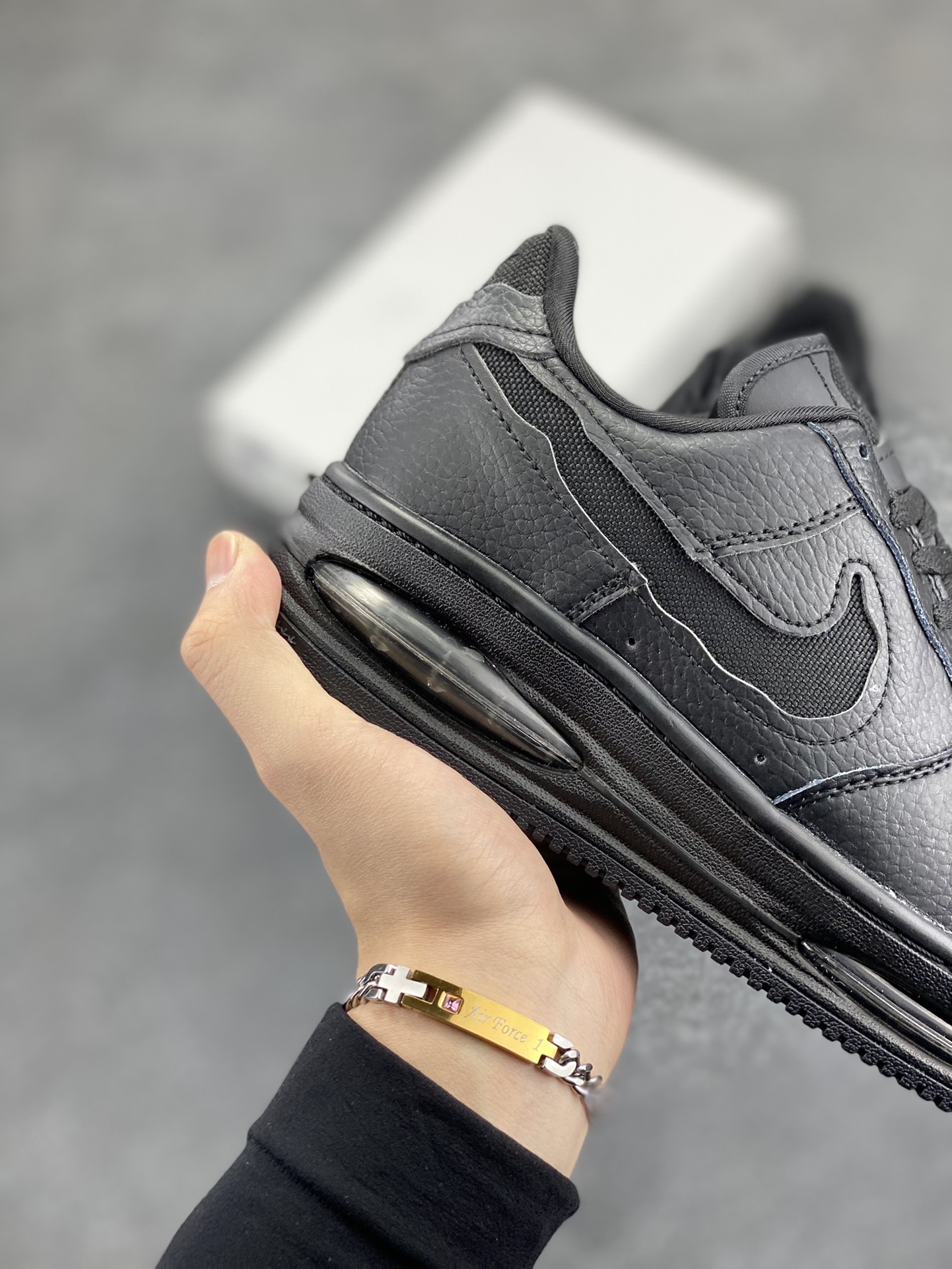 图片[6]-AF1耐克 Nike Air Force 1 ‘07 Low 空军一号 厚底增高百搭运动板鞋 原楦头原纸板 打造纯正空军版型，专注外贸渠道 全掌内置蜂窝气垫 原盒配件 原厂中底钢印、拉帮完美 货号：HF3630-600 尺码：36 36.5 37.5 38 38.5 39 40 40.5 41 42 42.5 43 44 44.5 45-选品中心