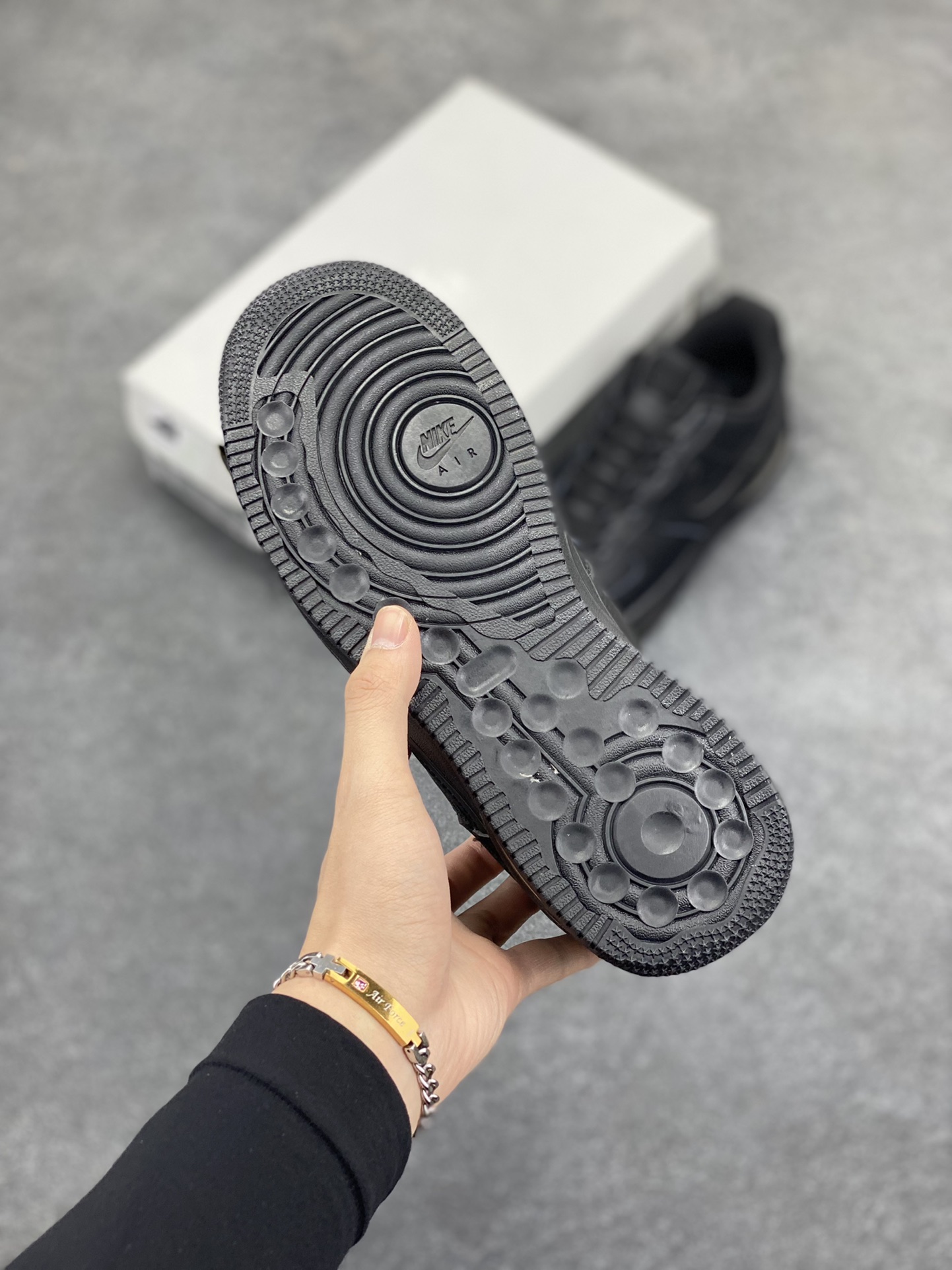 图片[5]-AF1耐克 Nike Air Force 1 ‘07 Low 空军一号 厚底增高百搭运动板鞋 原楦头原纸板 打造纯正空军版型，专注外贸渠道 全掌内置蜂窝气垫 原盒配件 原厂中底钢印、拉帮完美 货号：HF3630-600 尺码：36 36.5 37.5 38 38.5 39 40 40.5 41 42 42.5 43 44 44.5 45-选品中心