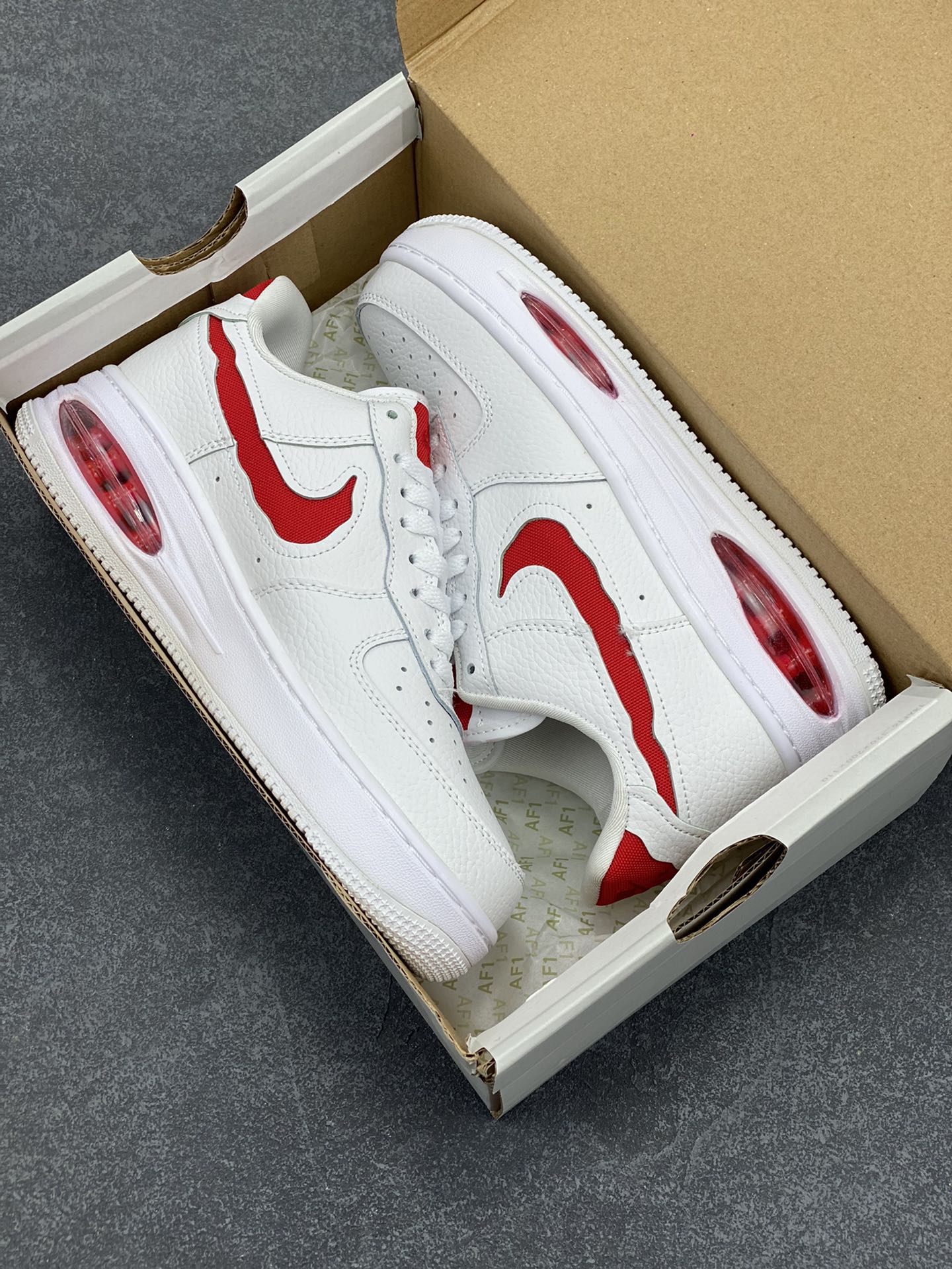 图片[9]-AF1耐克 Nike Air Force 1 ‘07 Low 空军一号 厚底增高百搭运动板鞋 原楦头原纸板 打造纯正空军版型，专注外贸渠道 全掌内置蜂窝气垫 原盒配件 原厂中底钢印、拉帮完美 货号：HF3630-100 尺码：36 36.5 37.5 38 38.5 39 40 40.5 41 42 42.5 43 44 44.5 45-选品中心