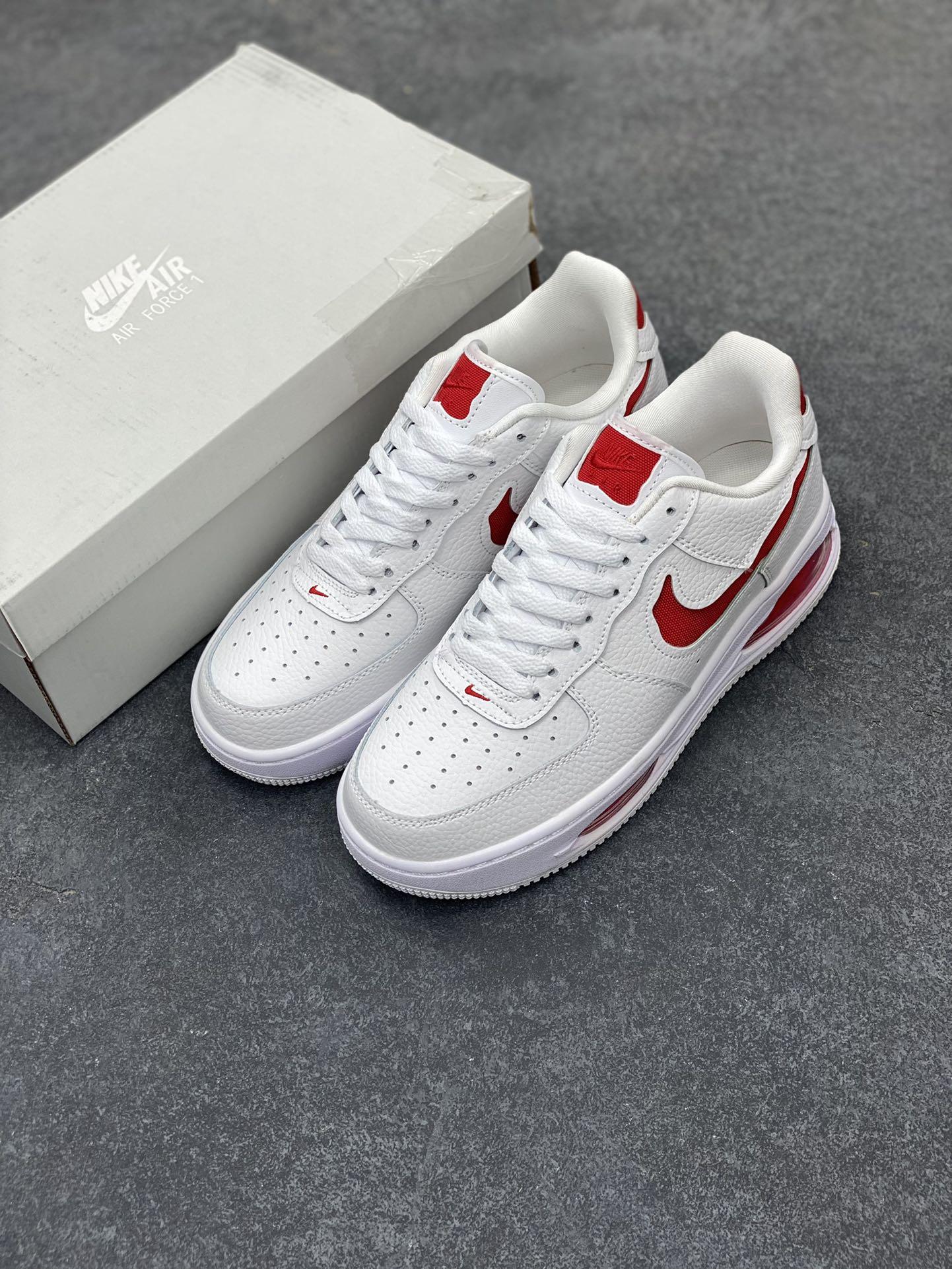 图片[8]-AF1耐克 Nike Air Force 1 ‘07 Low 空军一号 厚底增高百搭运动板鞋 原楦头原纸板 打造纯正空军版型，专注外贸渠道 全掌内置蜂窝气垫 原盒配件 原厂中底钢印、拉帮完美 货号：HF3630-100 尺码：36 36.5 37.5 38 38.5 39 40 40.5 41 42 42.5 43 44 44.5 45-选品中心