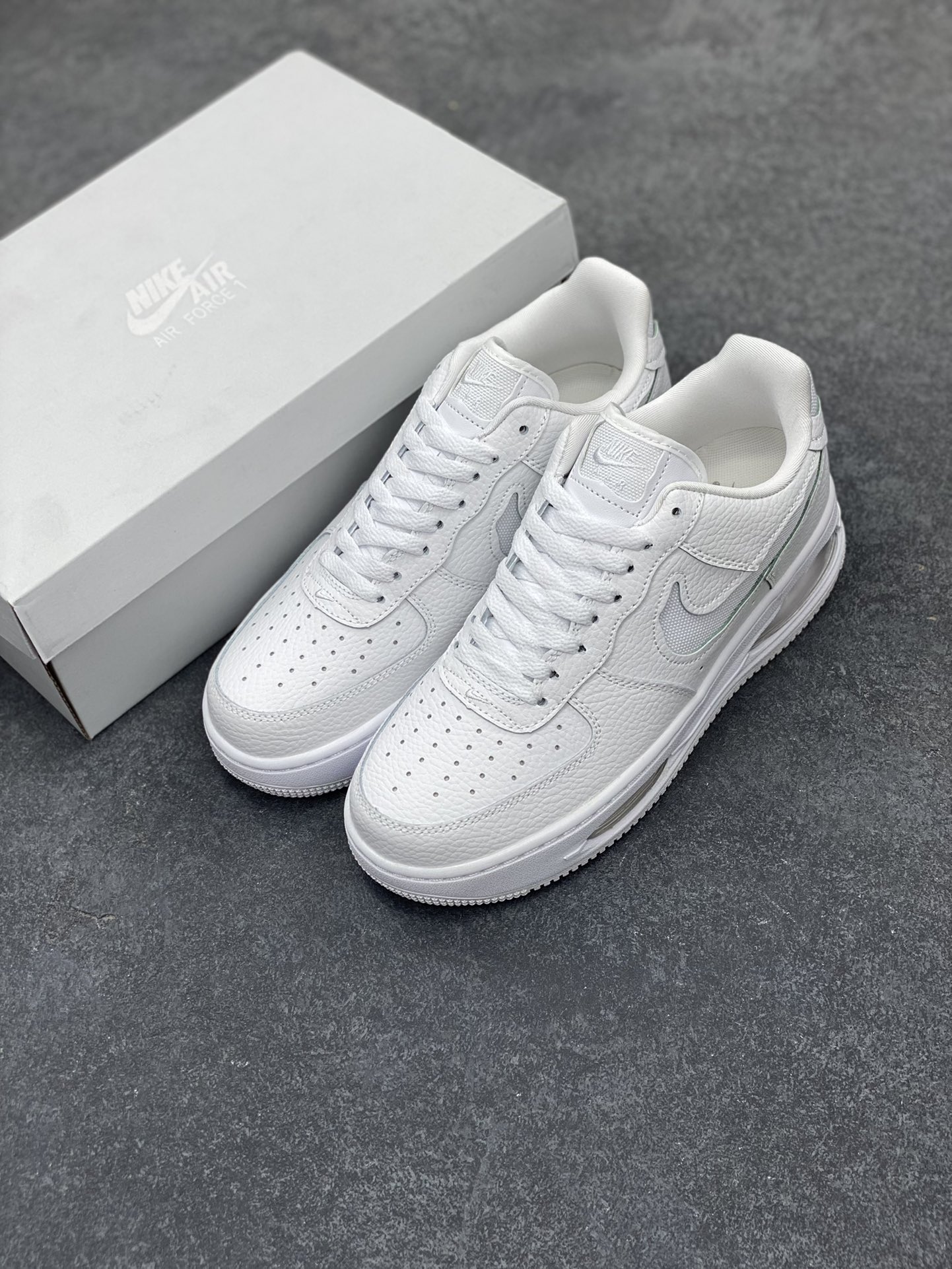 图片[8]-AF1耐克 Nike Air Force 1 ‘07 Low 空军一号 厚底增高百搭运动板鞋 原楦头原纸板 打造纯正空军版型，专注外贸渠道 全掌内置蜂窝气垫 原盒配件 原厂中底钢印、拉帮完美 货号：HF3630-500 尺码：36 36.5 37.5 38 38.5 39 40 40.5 41 42 42.5 43 44 44.5 45-选品中心