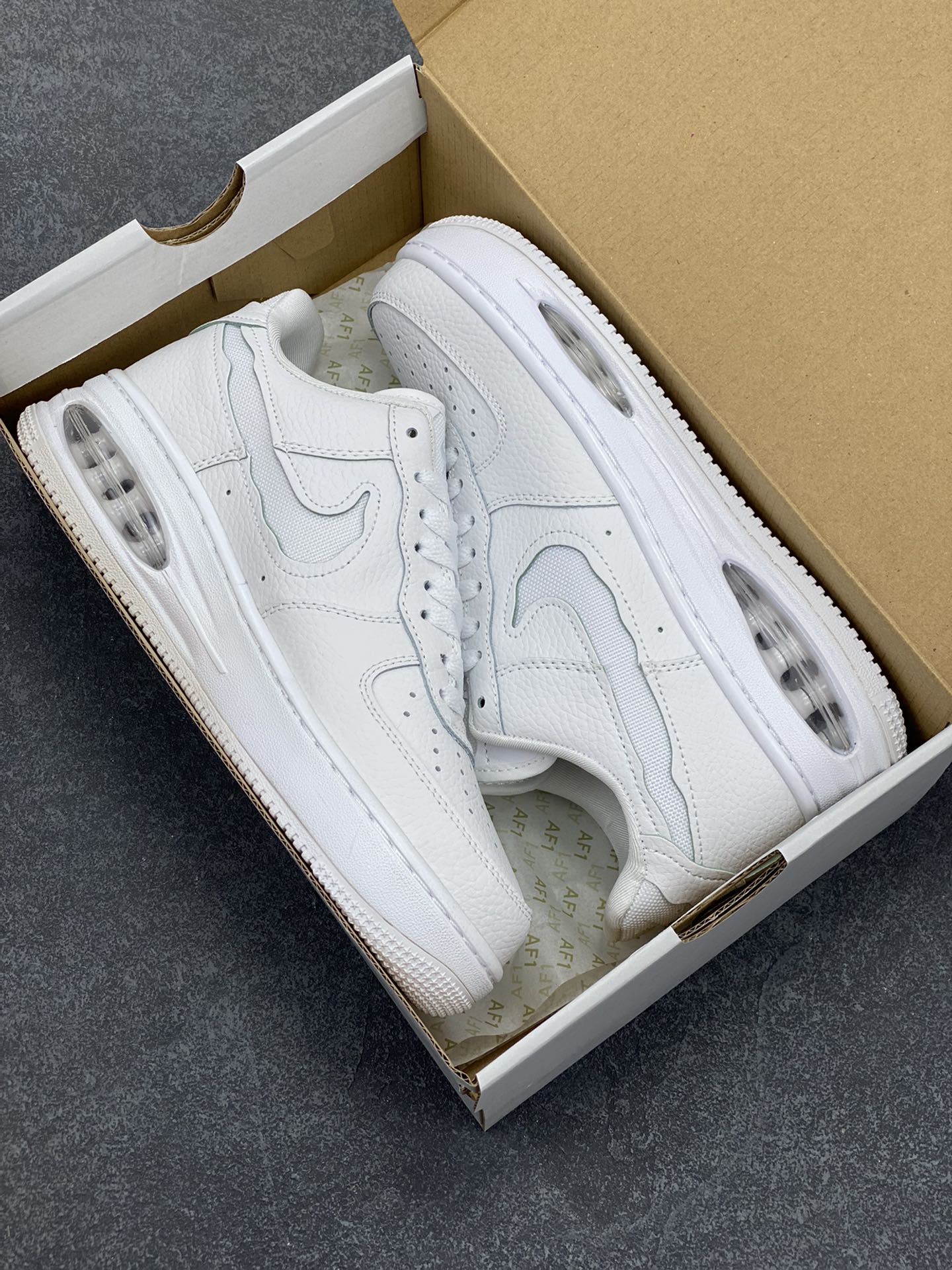 图片[9]-AF1耐克 Nike Air Force 1 ‘07 Low 空军一号 厚底增高百搭运动板鞋 原楦头原纸板 打造纯正空军版型，专注外贸渠道 全掌内置蜂窝气垫 原盒配件 原厂中底钢印、拉帮完美 货号：HF3630-500 尺码：36 36.5 37.5 38 38.5 39 40 40.5 41 42 42.5 43 44 44.5 45-选品中心