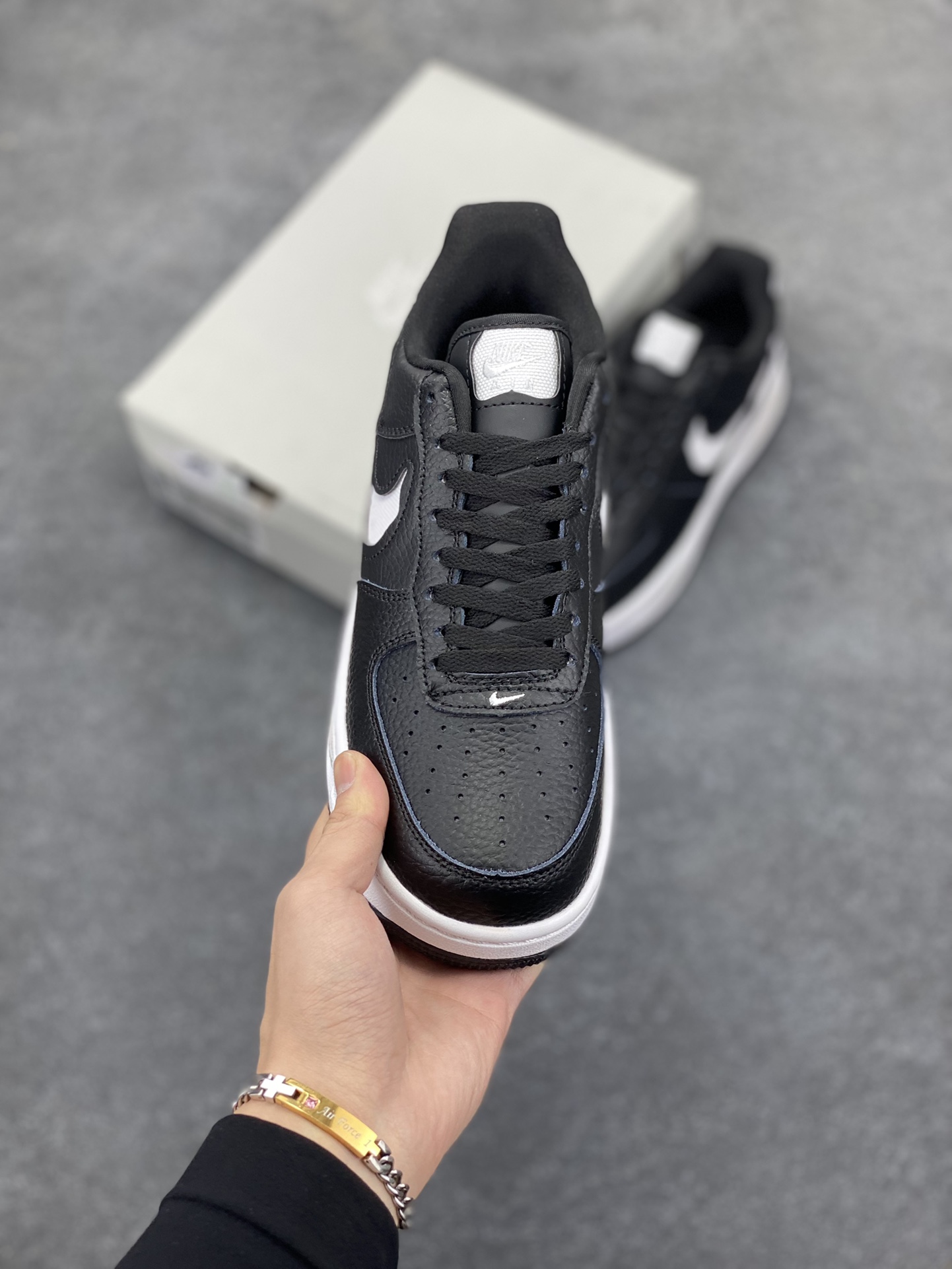 图片[2]-AF1耐克 Nike Air Force 1 ‘07 Low 空军一号 厚底增高百搭运动板鞋 原楦头原纸板 打造纯正空军版型，专注外贸渠道 全掌内置蜂窝气垫 原盒配件 原厂中底钢印、拉帮完美 货号：HF3630-600 尺码：36 36.5 37.5 38 38.5 39 40 40.5 41 42 42.5 43 44 44.5 45-选品中心