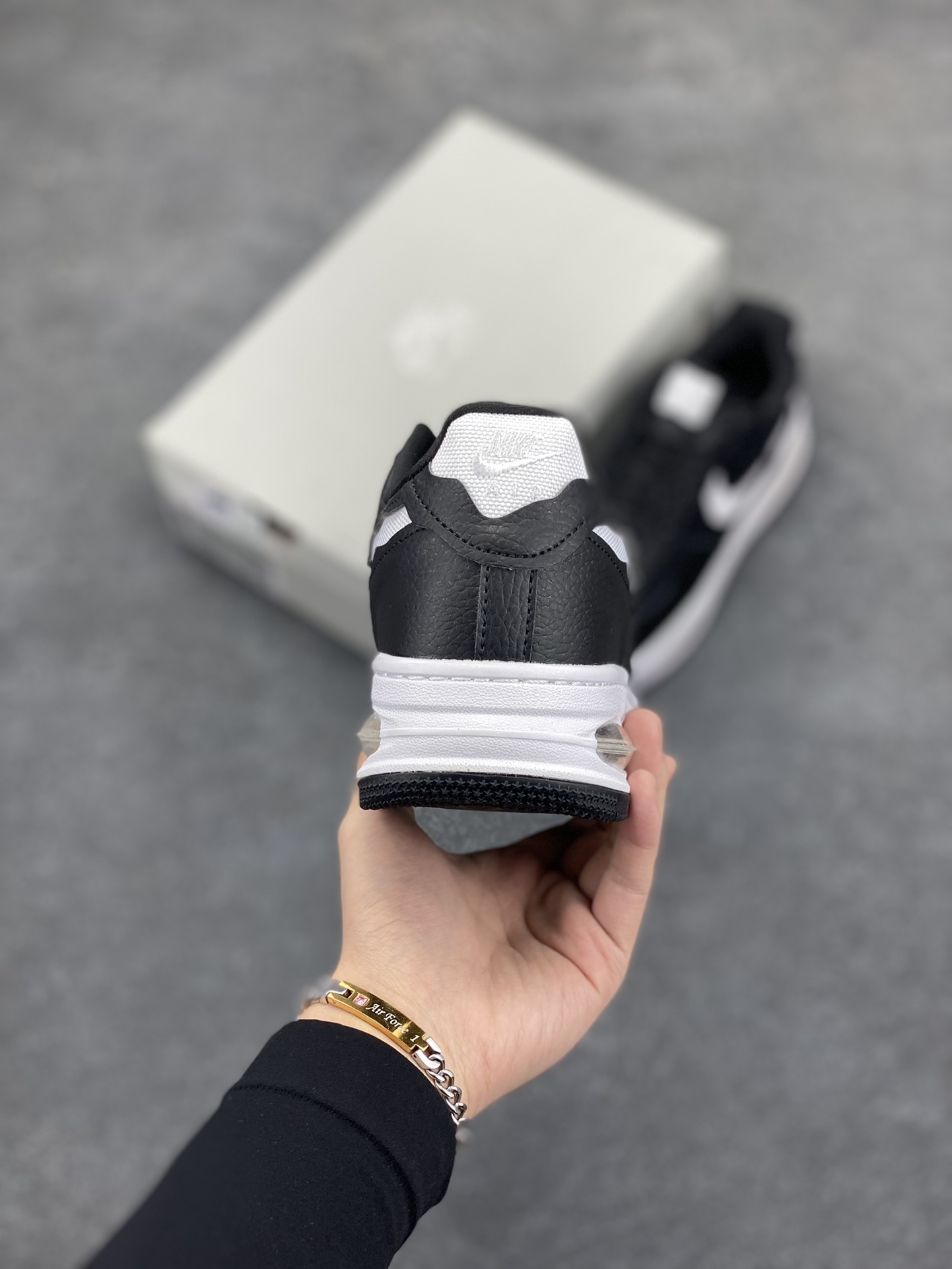 图片[4]-AF1耐克 Nike Air Force 1 ‘07 Low 空军一号 厚底增高百搭运动板鞋 原楦头原纸板 打造纯正空军版型，专注外贸渠道 全掌内置蜂窝气垫 原盒配件 原厂中底钢印、拉帮完美 货号：HF3630-600 尺码：36 36.5 37.5 38 38.5 39 40 40.5 41 42 42.5 43 44 44.5 45-选品中心