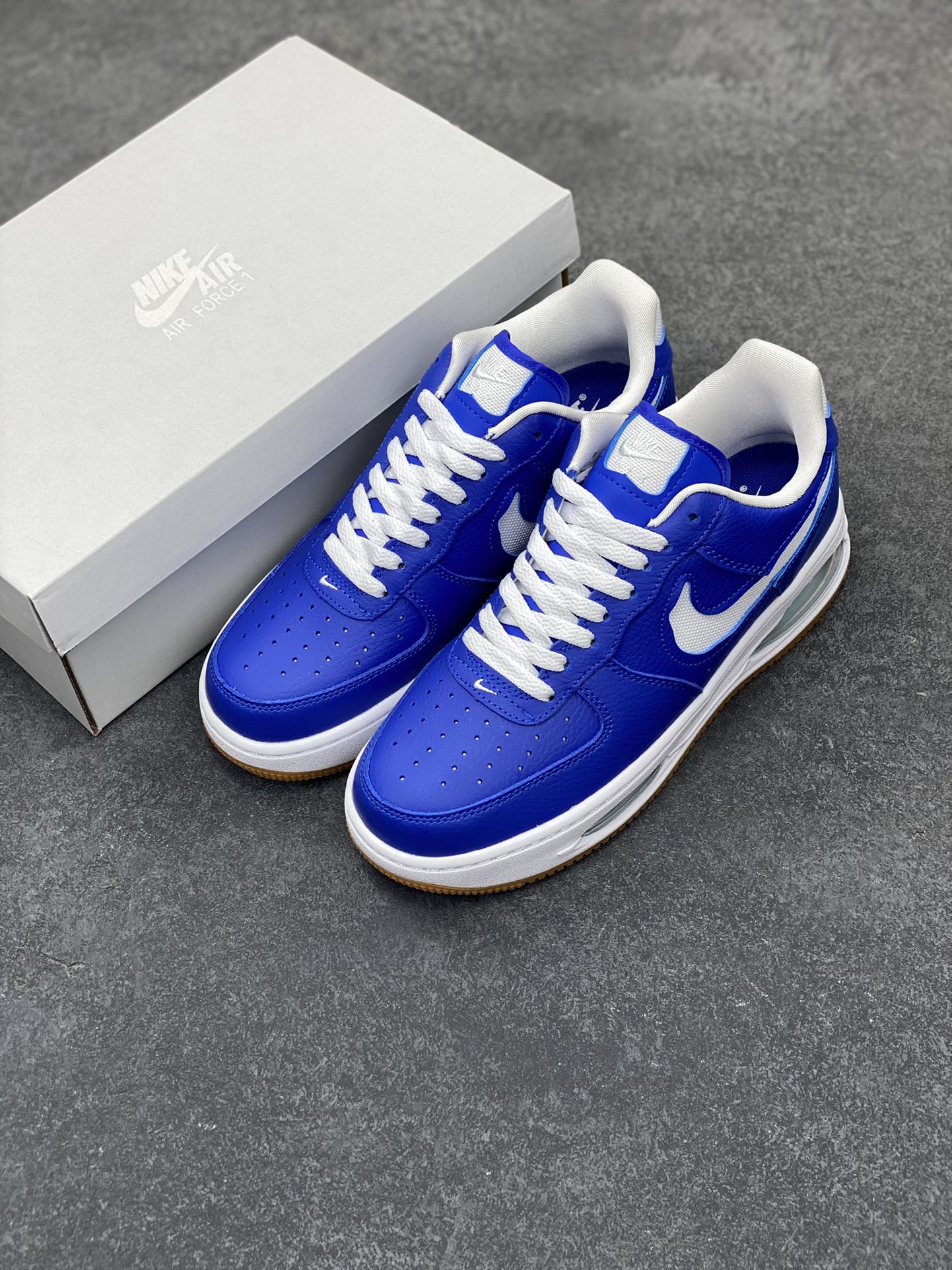 图片[8]-AF1耐克 Nike Air Force 1 ‘07 Low 空军一号 厚底增高百搭运动板鞋 原楦头原纸板 打造纯正空军版型，专注外贸渠道 全掌内置蜂窝气垫 原盒配件 原厂中底钢印、拉帮完美 货号：HF3630-400 尺码：36 36.5 37.5 38 38.5 39 40 40.5 41 42 42.5 43 44 44.5 45-选品中心