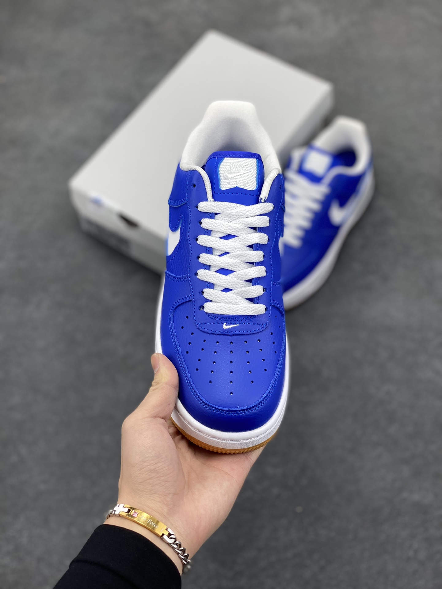 图片[2]-AF1耐克 Nike Air Force 1 ‘07 Low 空军一号 厚底增高百搭运动板鞋 原楦头原纸板 打造纯正空军版型，专注外贸渠道 全掌内置蜂窝气垫 原盒配件 原厂中底钢印、拉帮完美 货号：HF3630-400 尺码：36 36.5 37.5 38 38.5 39 40 40.5 41 42 42.5 43 44 44.5 45-选品中心