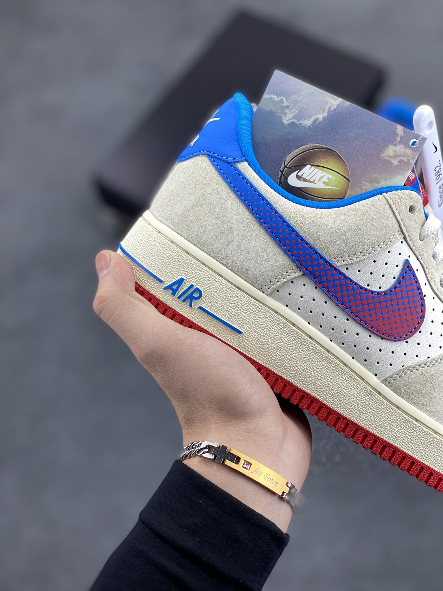 图片[6]-HY版本💯 Nike Air Force 1 Low \’07 冲孔蓝 原楦头原纸板 打造纯正空军版型 #专注外贸渠道 全掌内置蜂窝气垫 #原盒配件 原厂中底钢印、拉帮完美 货号：HQ3618-113 尺码：36 36.5 37.5 38 38.5 39 40 40.5 41 42 42.5 43 44 44.5 45 46-选品中心