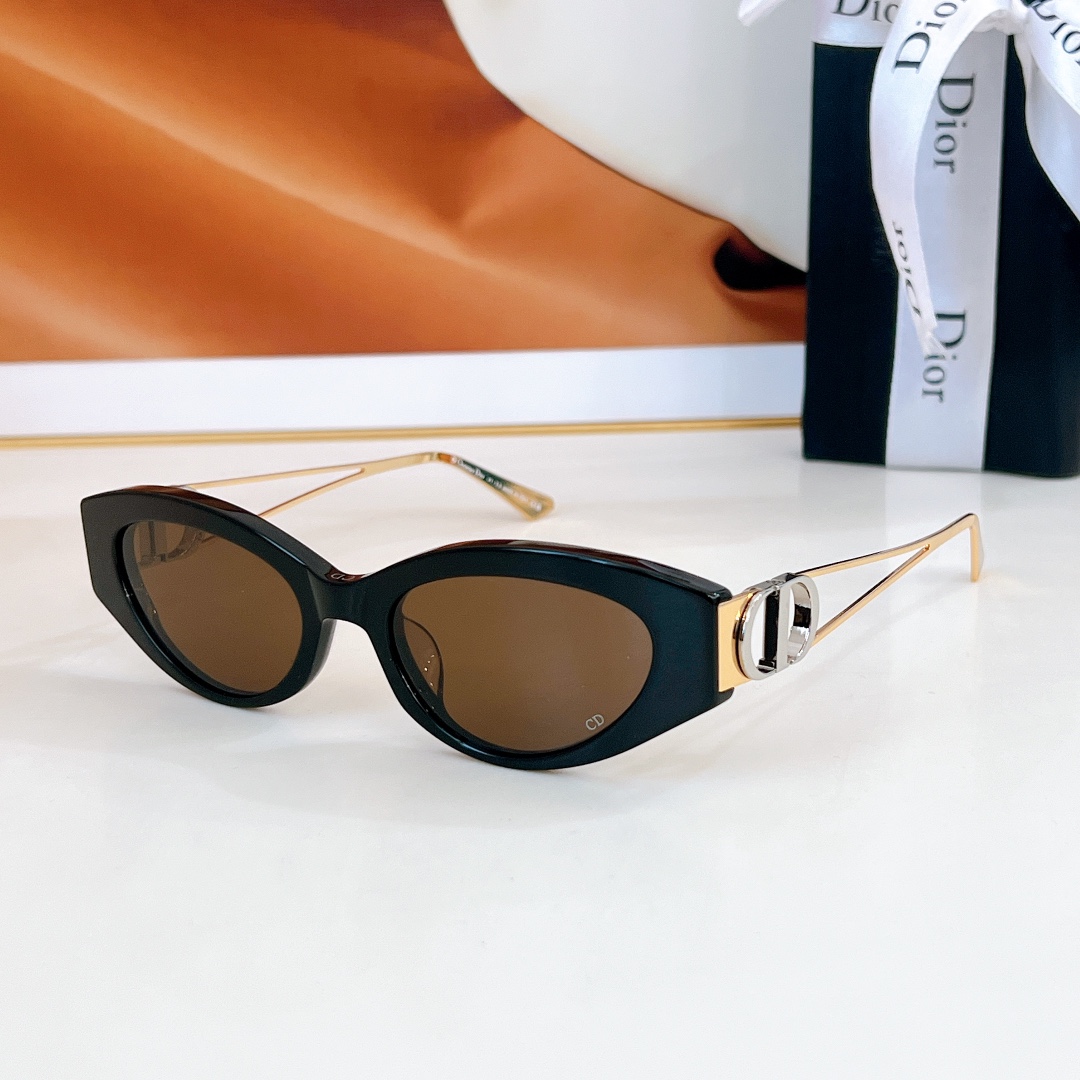 DIOR*MODEL30MontaigneB6ISIZE:51-18-130