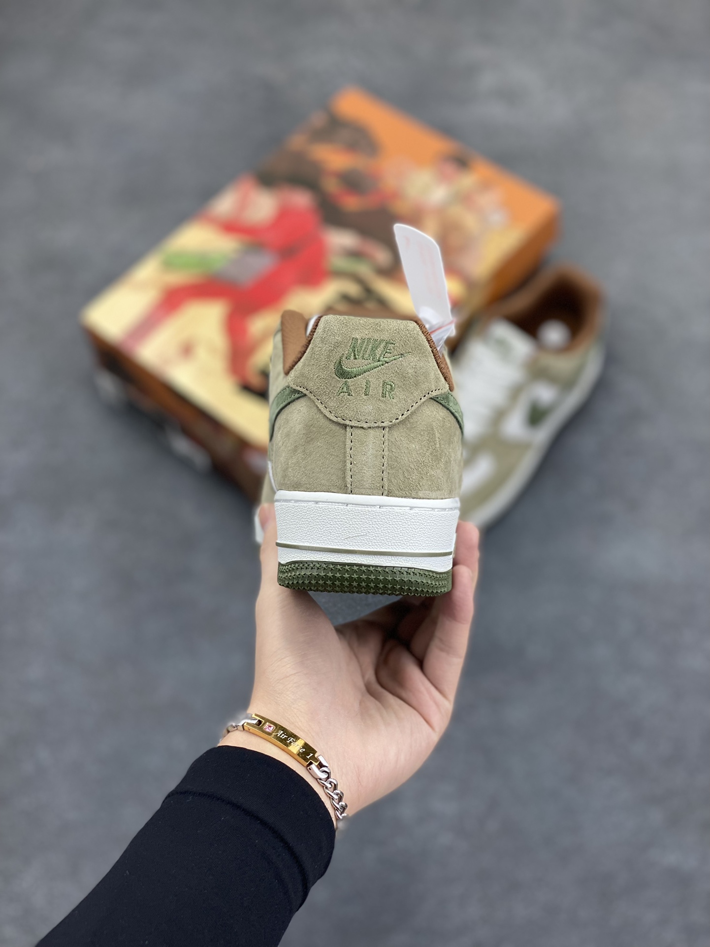 图片[4]-AKIRA×Nike Air Force 1 Low ’07 苹果绿 头成麂皮 满天星配色 空军一号低帮休闲板鞋 原厂麂皮 原楦原纸板 纯正版型 正品NFC感应芯片 高清洁度 内置全掌气垫 货号：DD3966-523 尺码：36 36.5 37.5 38 38.5 39 40 40.5 41 42 42.5 43 44 44.5 45-选品中心