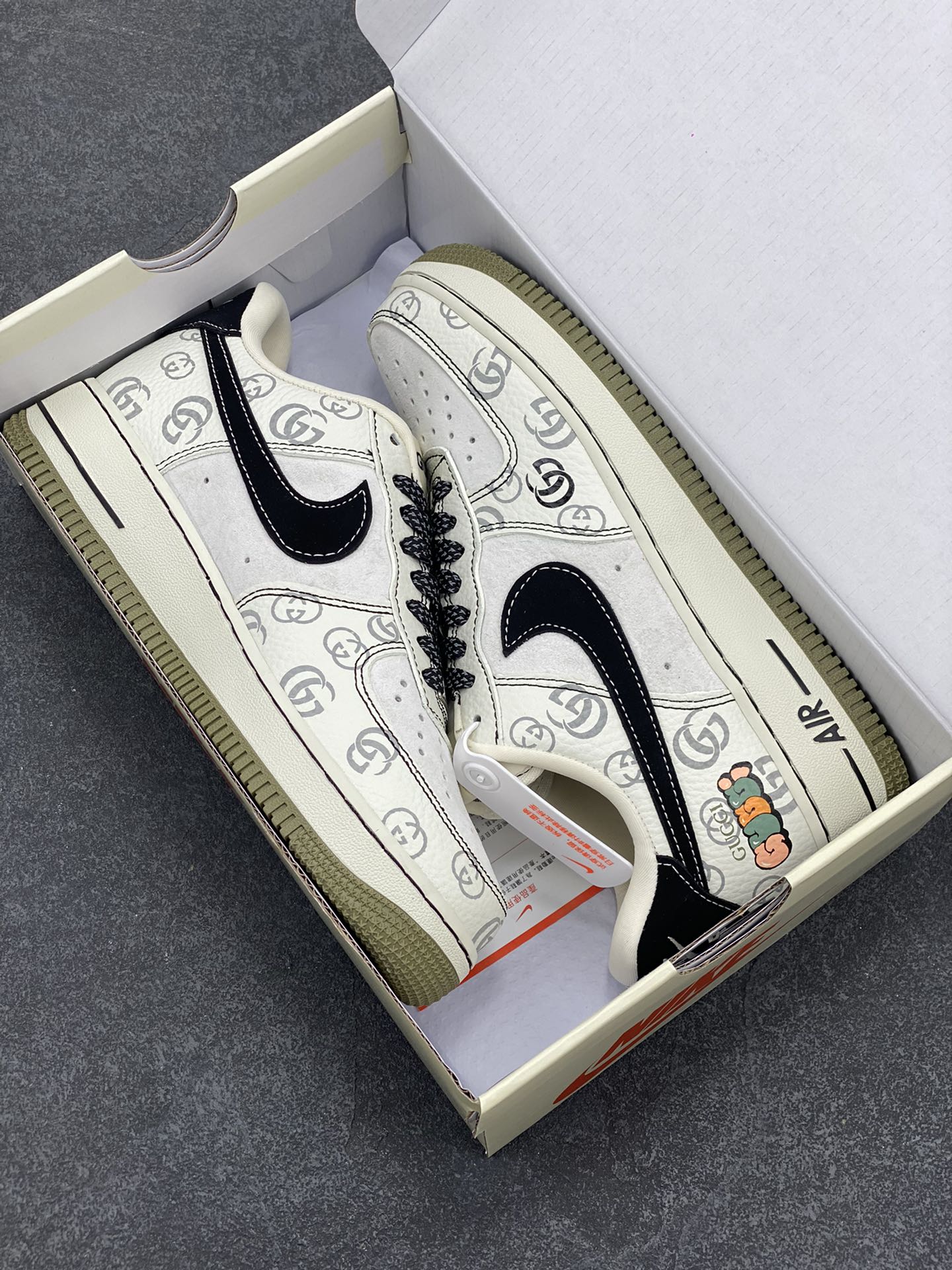 图片[9]-NIke Air Force 1 \’07 Low “古驰联名–经典花纹”空军一号 低帮 运动鞋 休闲鞋 折边针车 工艺难度大 原楦头原纸板 原装鞋盒 定制五金配件 内置全掌气垫 原厂鞋底 货号：CH6336-516 尺码：36 36.5 37.5 38 38.5 39 40 40.5 41 42 42.5 43 44 44.5 45-选品中心