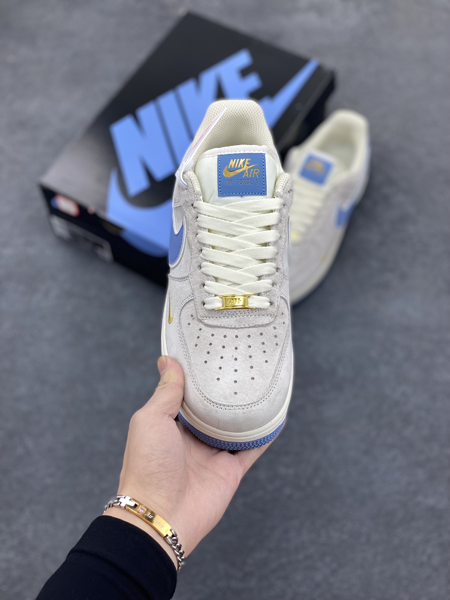 图片[2]-Nike Air Force 1 Low ’07 小勾蓝麂皮 空军一号低帮休闲板鞋 原厂麂皮 原楦原纸板 纯正版型 正品NFC感应芯片 高清洁度 内置全掌气垫 货号：KK5636-210 尺码：36 36.5 37.5 38 38.5 39 40 40.5 41 42 42.5 43 44 44.5 45-选品中心