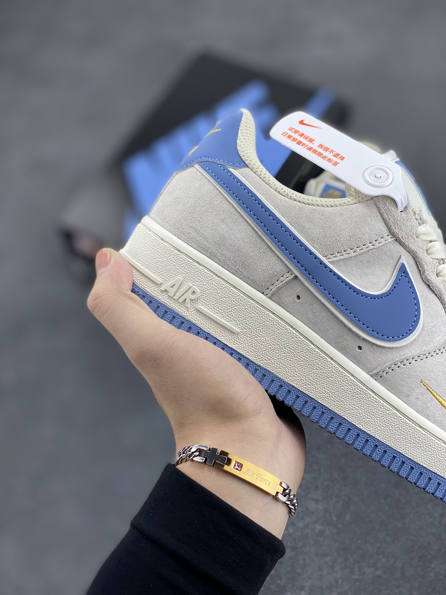 图片[6]-Nike Air Force 1 Low ’07 小勾蓝麂皮 空军一号低帮休闲板鞋 原厂麂皮 原楦原纸板 纯正版型 正品NFC感应芯片 高清洁度 内置全掌气垫 货号：KK5636-210 尺码：36 36.5 37.5 38 38.5 39 40 40.5 41 42 42.5 43 44 44.5 45-选品中心