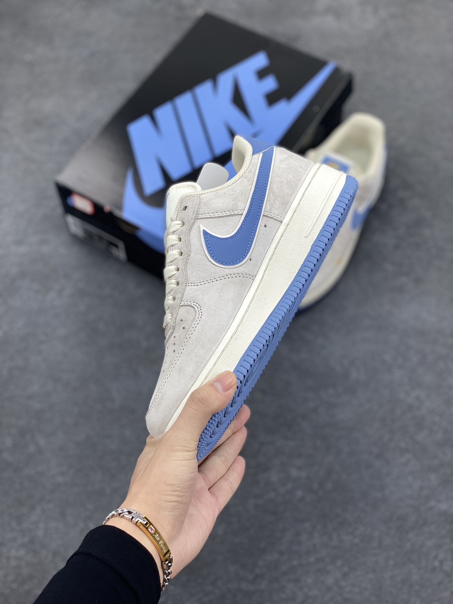 图片[3]-Nike Air Force 1 Low ’07 小勾蓝麂皮 空军一号低帮休闲板鞋 原厂麂皮 原楦原纸板 纯正版型 正品NFC感应芯片 高清洁度 内置全掌气垫 货号：KK5636-210 尺码：36 36.5 37.5 38 38.5 39 40 40.5 41 42 42.5 43 44 44.5 45-选品中心