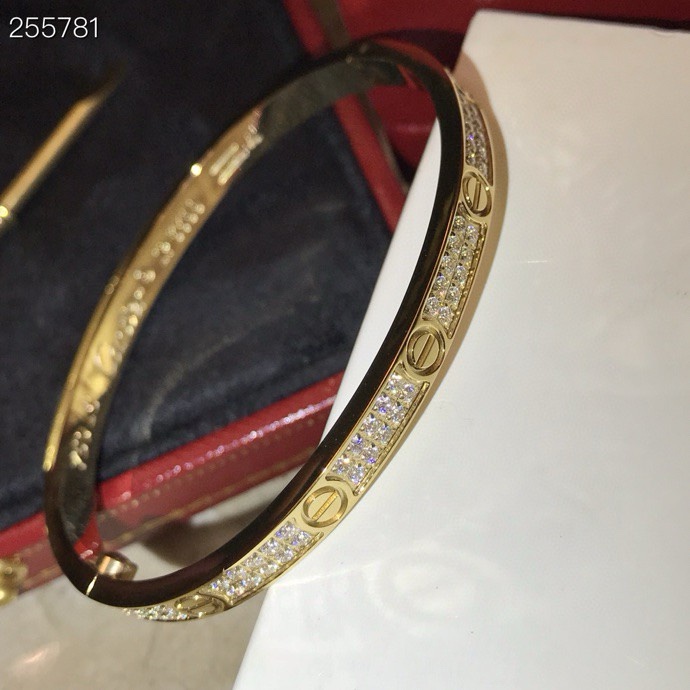 Cartier 却只因一个人沦陷 “我对她有一点动心”千万分之一的心动概率 现在不说 还等何时 别犹豫