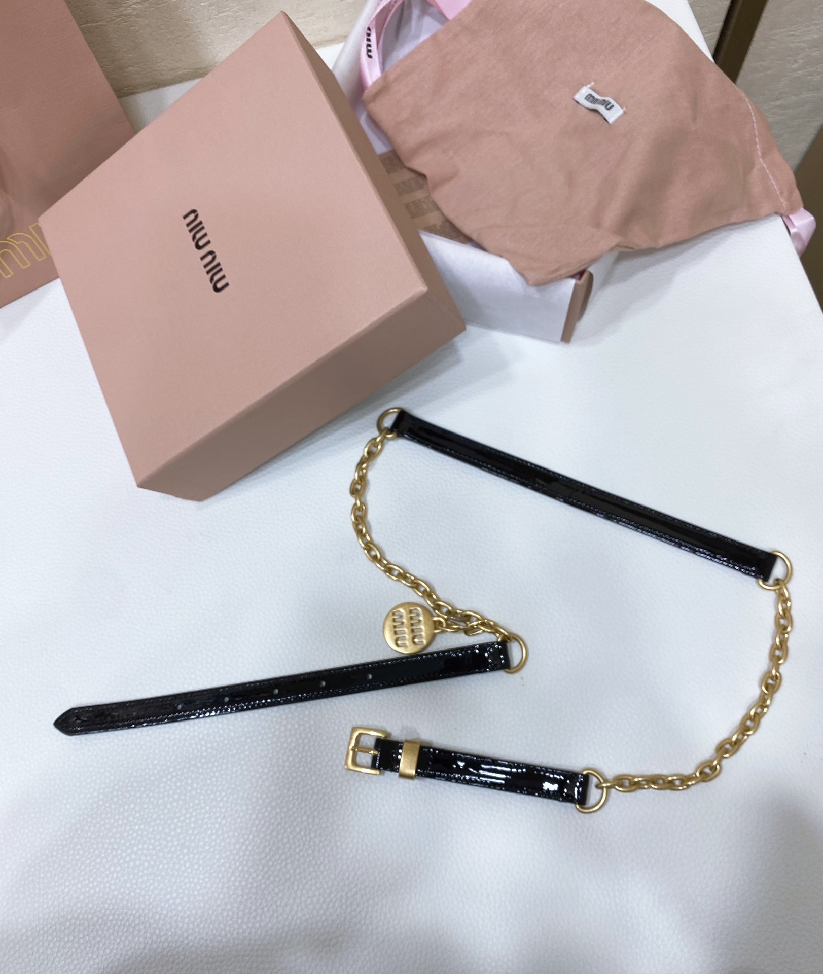 [Miu Miu Belts]very versatile The calf leather paired with a metal chain MIU p