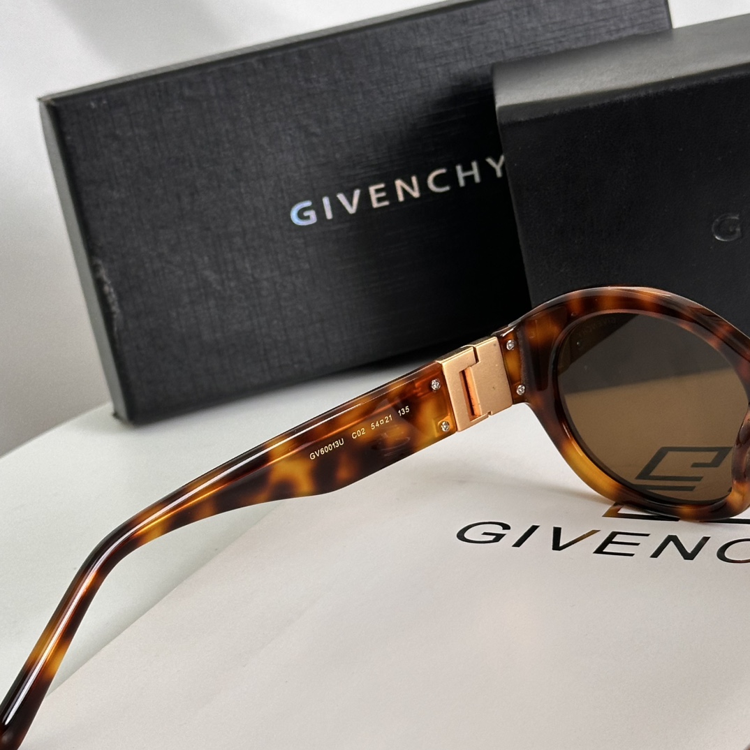 GIVENCH*️️️MODELGV60013U️️️SIZE54口21-135️️️