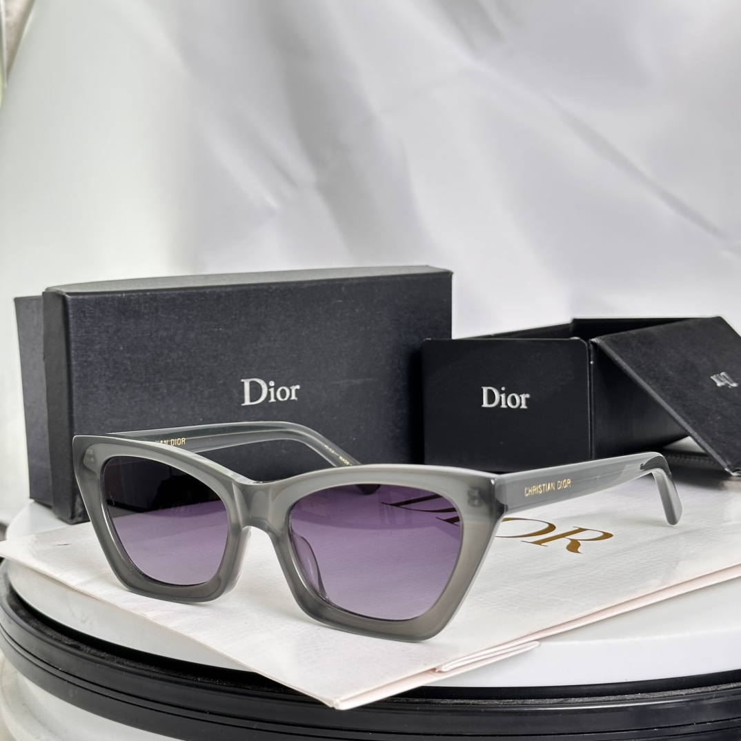 ️DIO*MODELDiorsignafureB1ISIZE53口19-146