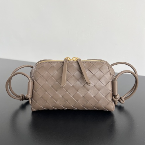 Bottega Veneta Concert Pouch: Mini Chic with Signature Intrecciato Weave 1 Bottega Veneta Concert Pouch: Mini Chic with Signature Intrecciato Weave