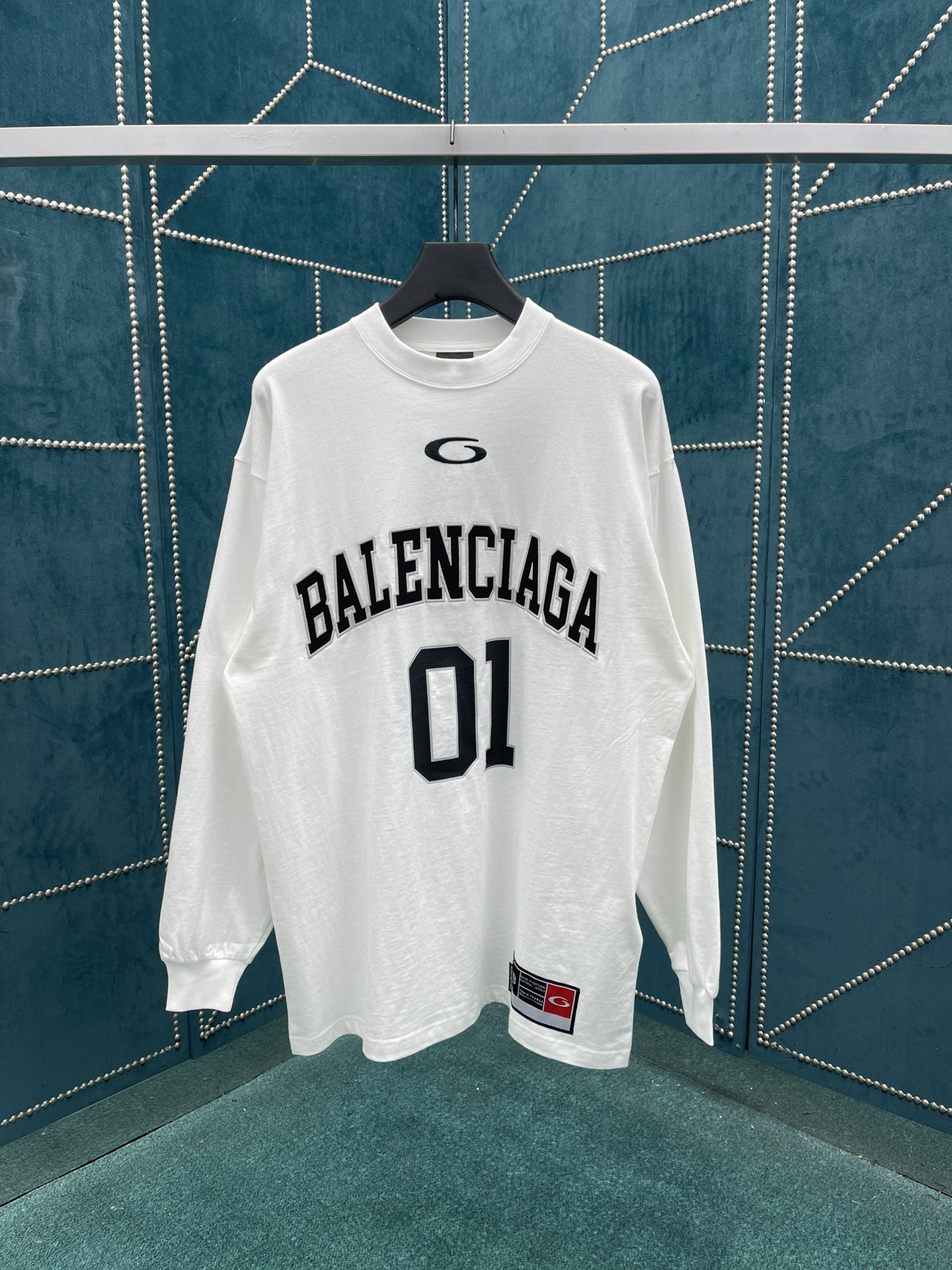 NO:454867,Paris new letter printed round neck long-sleeved T-shirt loose fit!  S.M.L.XL, tees, t-shirt, alexander wang19860909巴黎新款字母印花圆领长袖T恤宽松版型！ 码数S.M.L.XL,,tees，t-shirt,alexander wang,Men's clothing