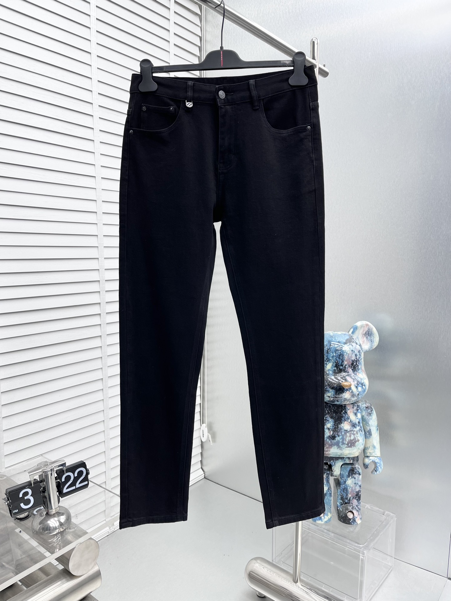 NO:513499,Zegan*25ss early spring new jeans, custom-made full set of hardware, brand new brand design craftsmanship, fine workmanship, perfect details, high version Number of codes 29-38 (no 35.37), ,jeans,alexander wang19860909Zegan*25ss早春新款牛仔裤,定制全套五金,全新品牌设计工艺,做工精细,细节完美,高版本 码数29-38（无35.37）,,jeans,alexander wang,Men's clothing