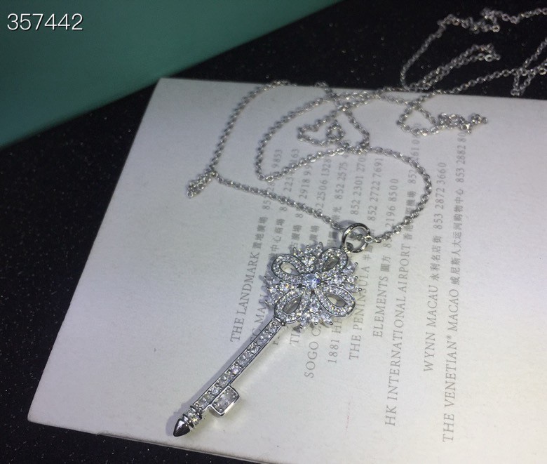 Tiffany & Co. 钥匙中国结～ 欧美同步长项链毛衣链