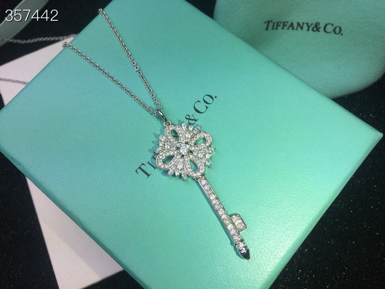 Tiffany & Co. 钥匙中国结～ 欧美同步长项链毛衣链