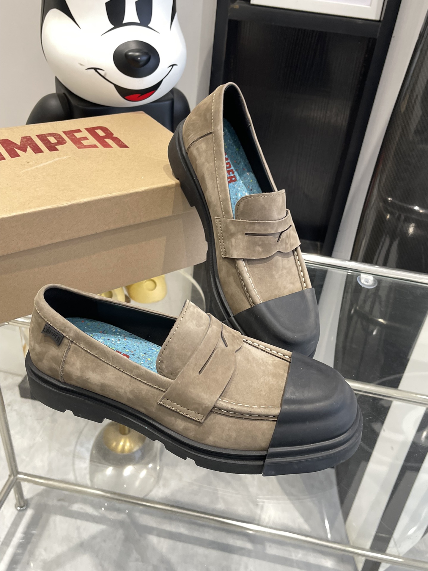 Stylish Quilts and Shoes for Spring and Summer in Various Sizes and Colors - 图片 7