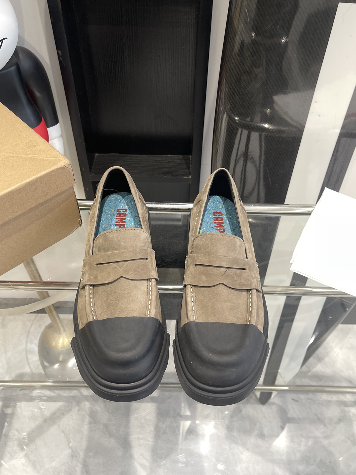 Stylish Quilts and Shoes for Spring and Summer in Various Sizes and Colors - 图片 1