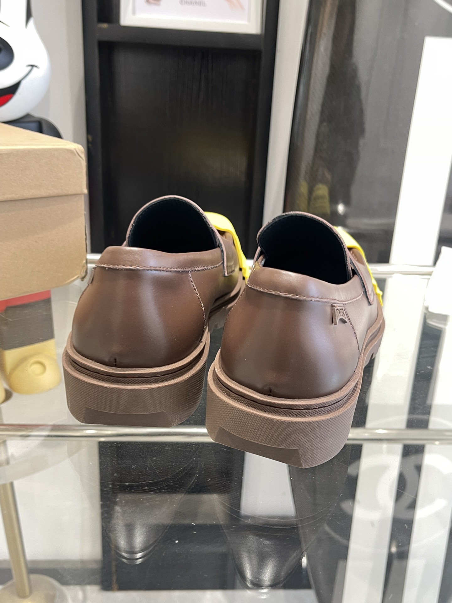 Stylish Quilts and Shoes for Spring and Summer in Various Sizes and Colors - 图片 9