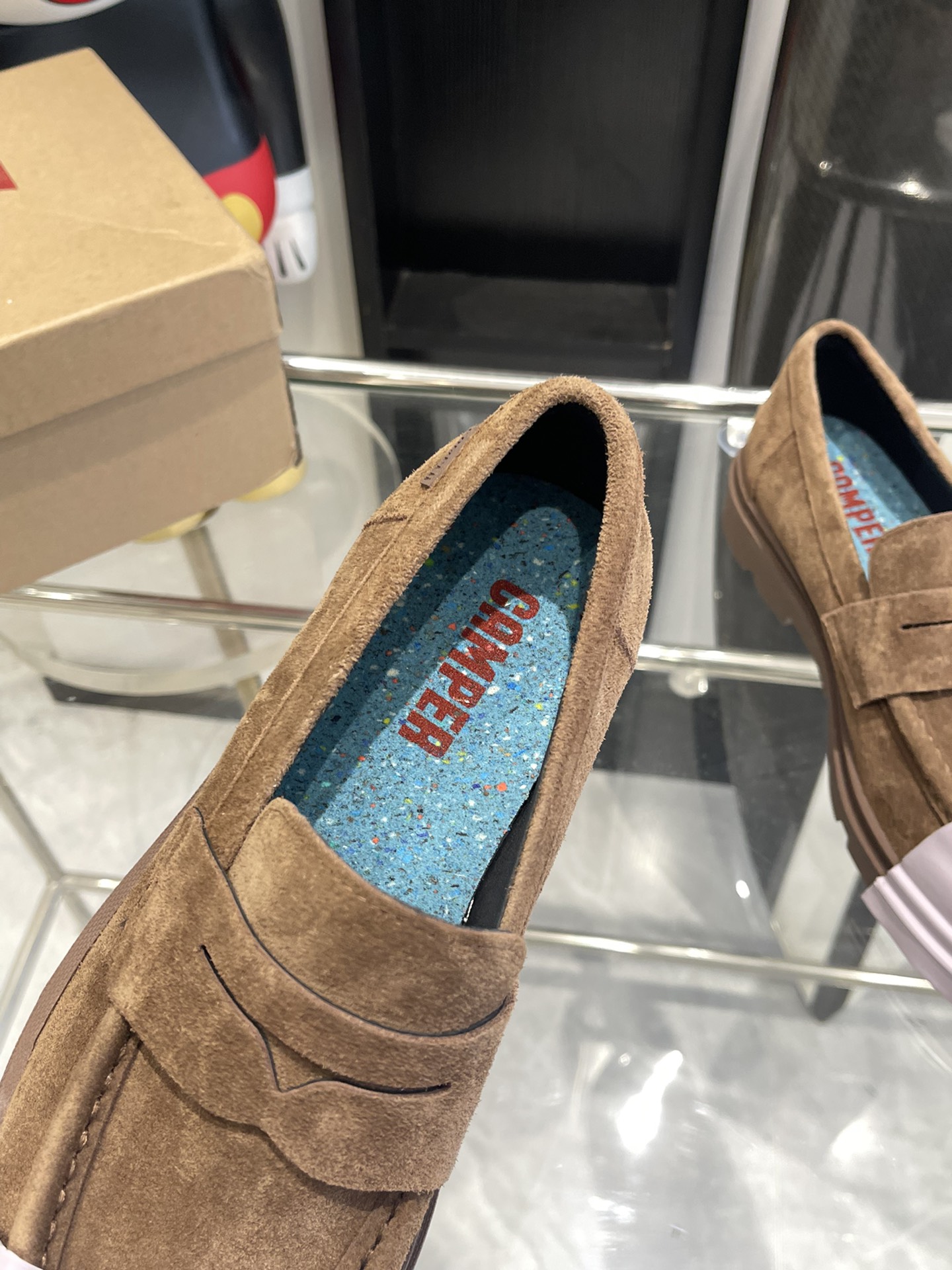 Stylish Quilts with Detachable Shoes for Spring and Summer Fashionistas - 图片 4