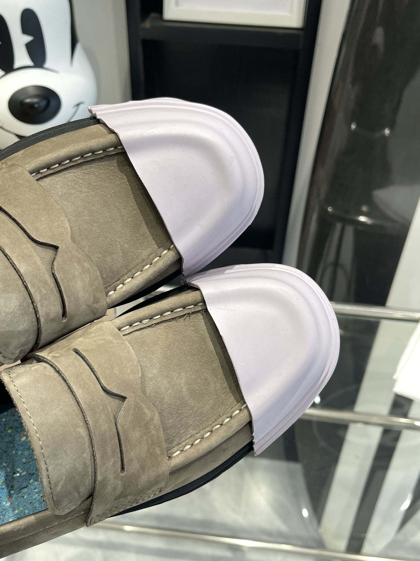 “Versatile Quilts and Shoes: Spring and Summer Collection Overview” - 图片 8