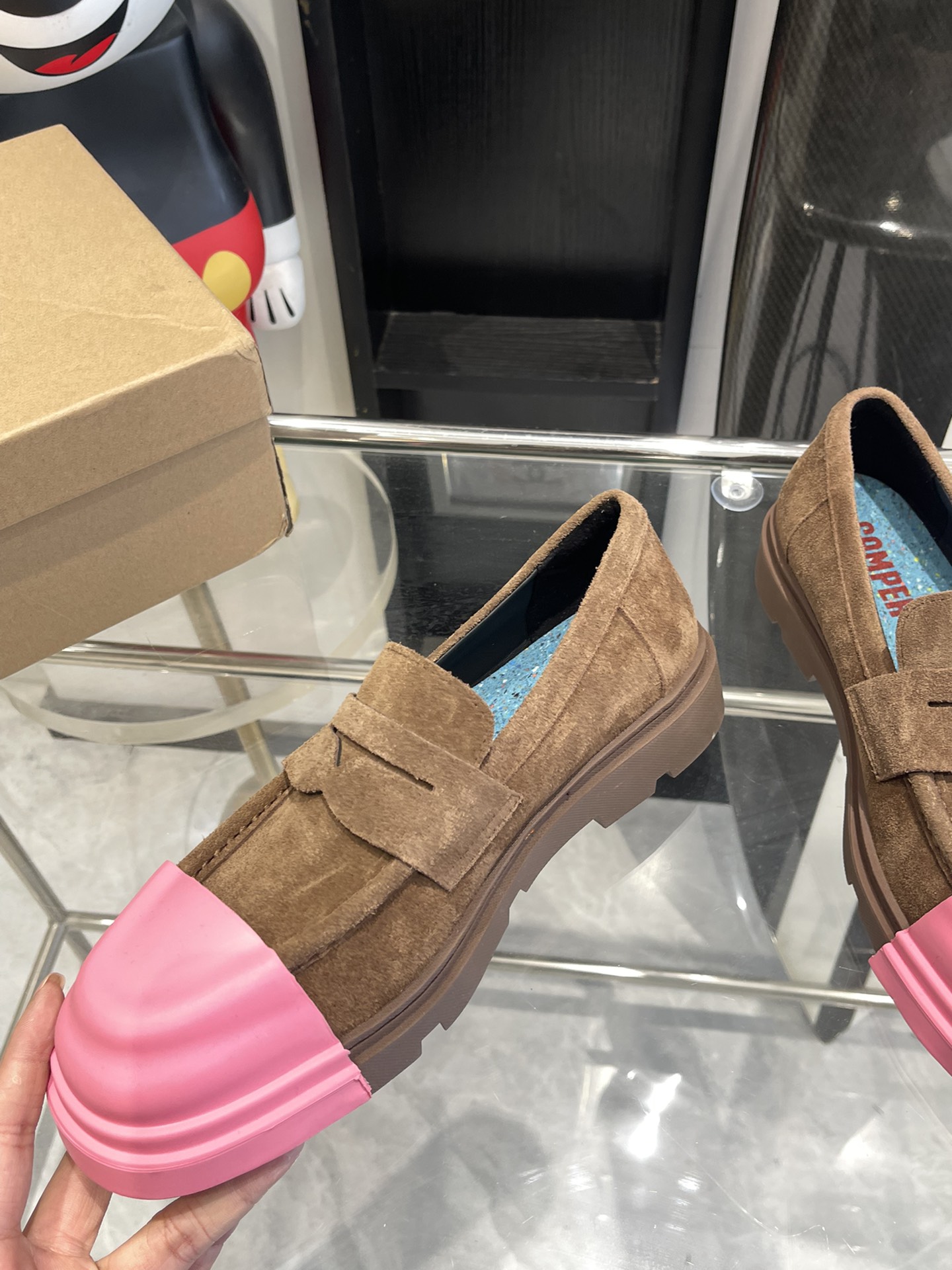 High-Quality Quilts and Shoes for Spring and Summer in Various Sizes - 图片 3