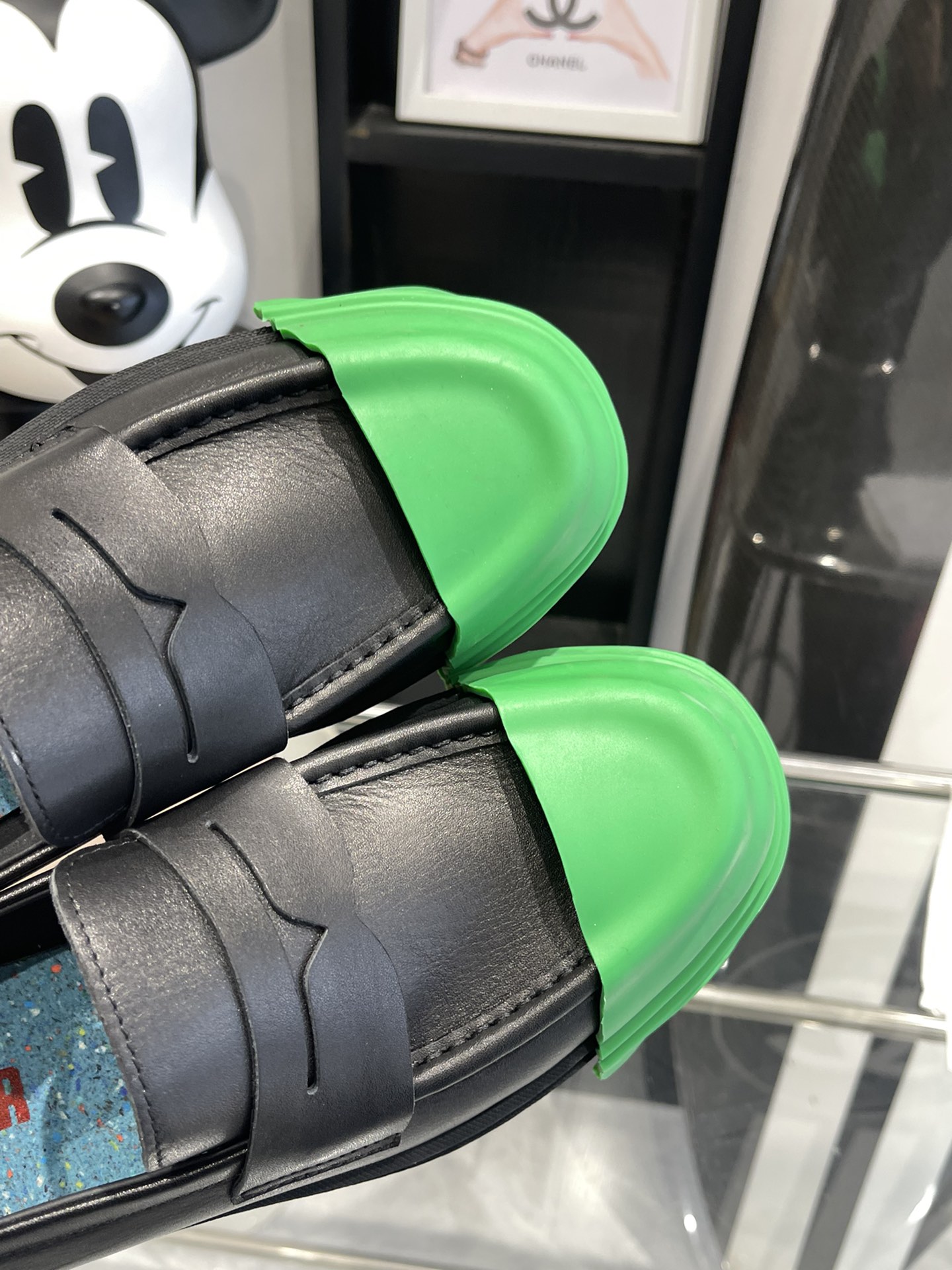 “Versatile Quilts and Shoes for Spring and Summer: Comfortable and Stylish Options” - 图片 8